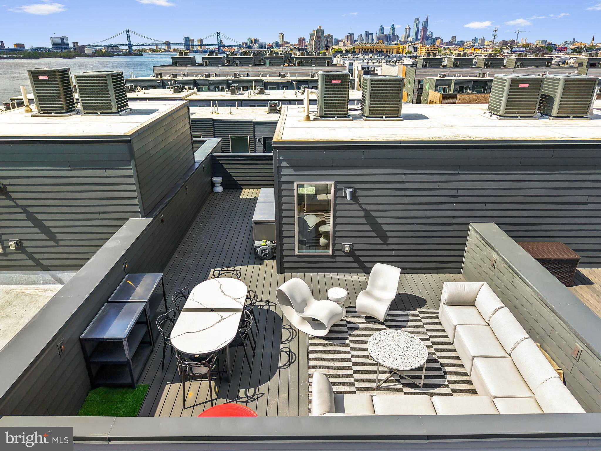 NORTHBANK - Residential