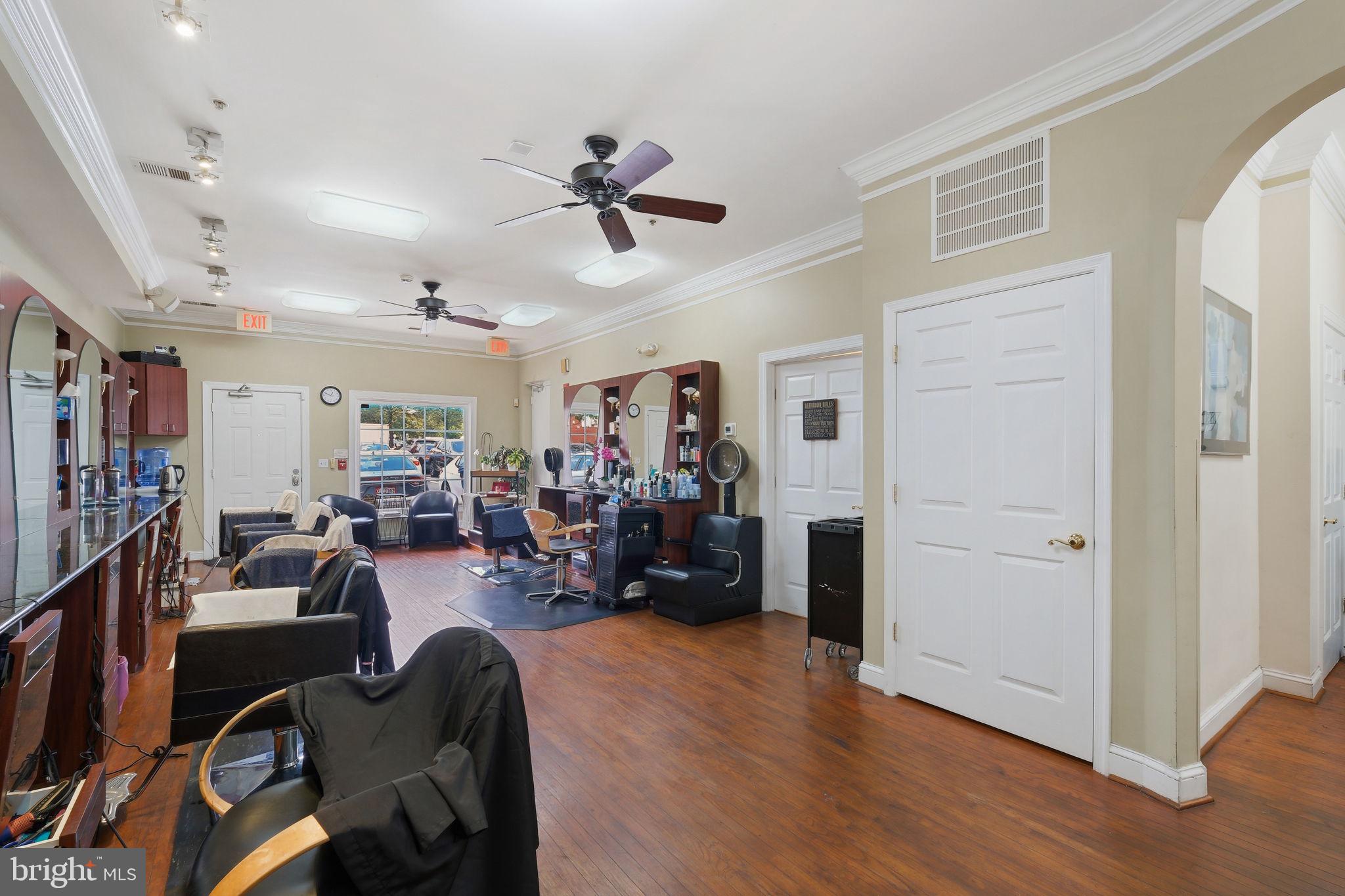 KENTLANDS MIDTOWN - Residential