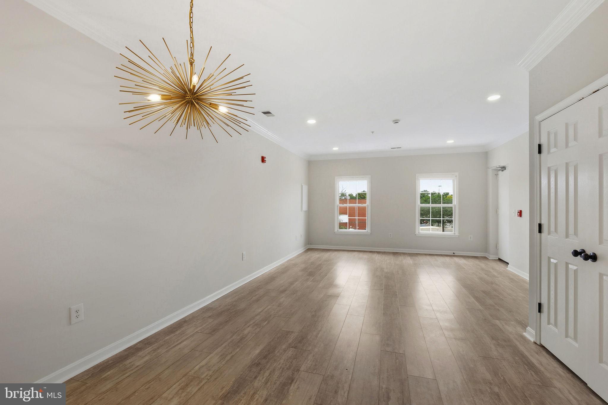 KENTLANDS MIDTOWN - Residential