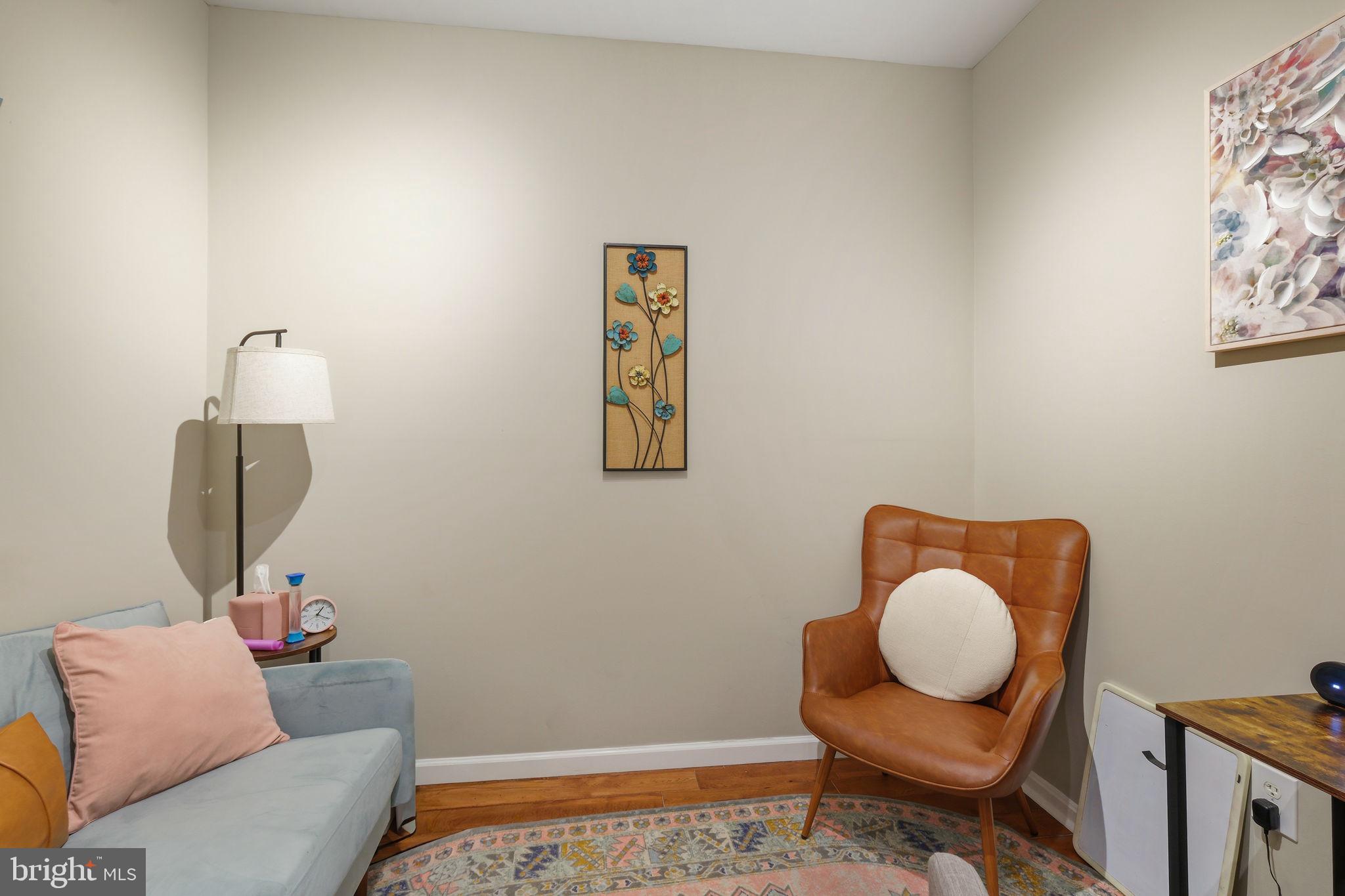 KENTLANDS MIDTOWN - Residential