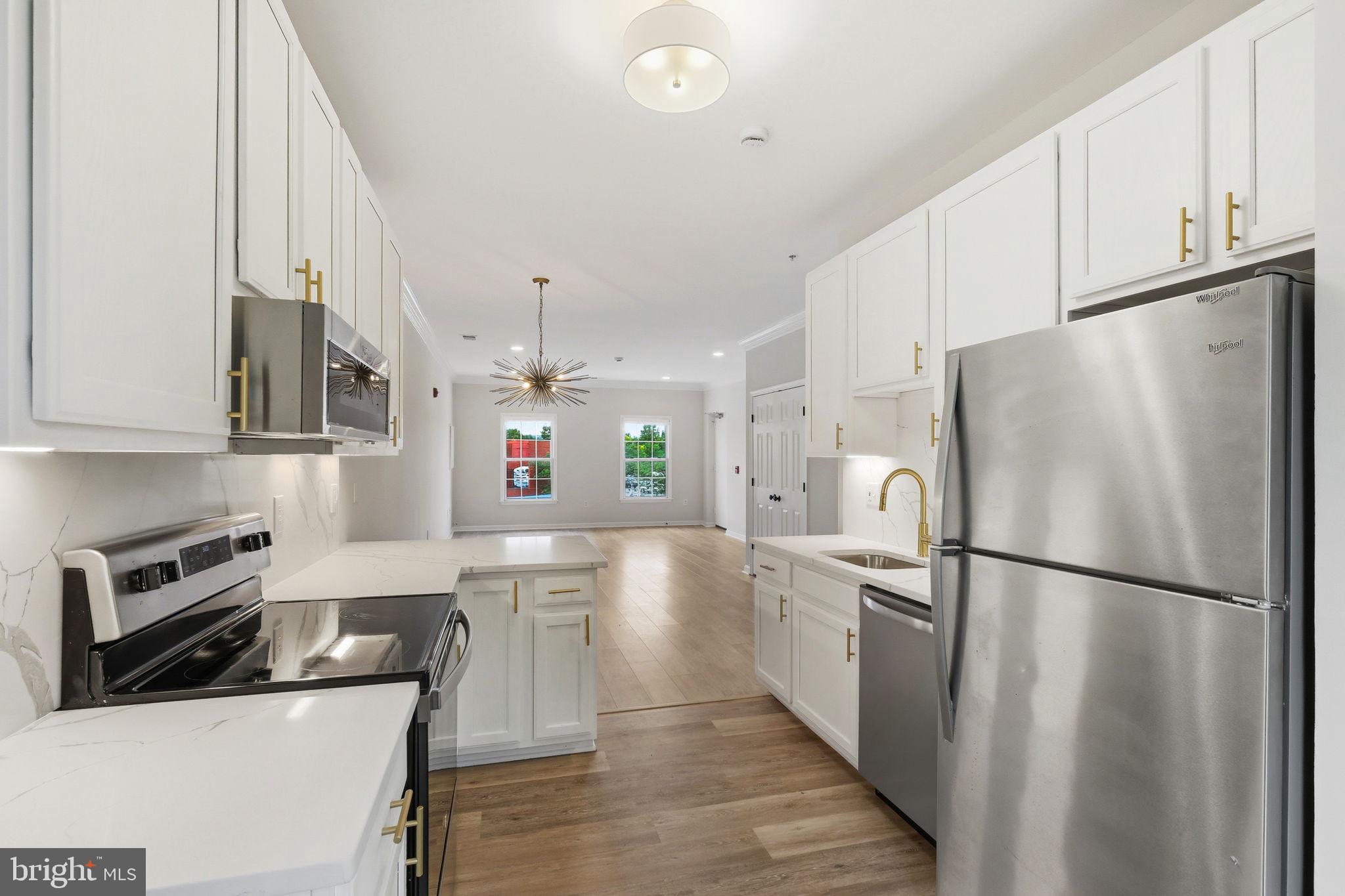 KENTLANDS MIDTOWN - Residential