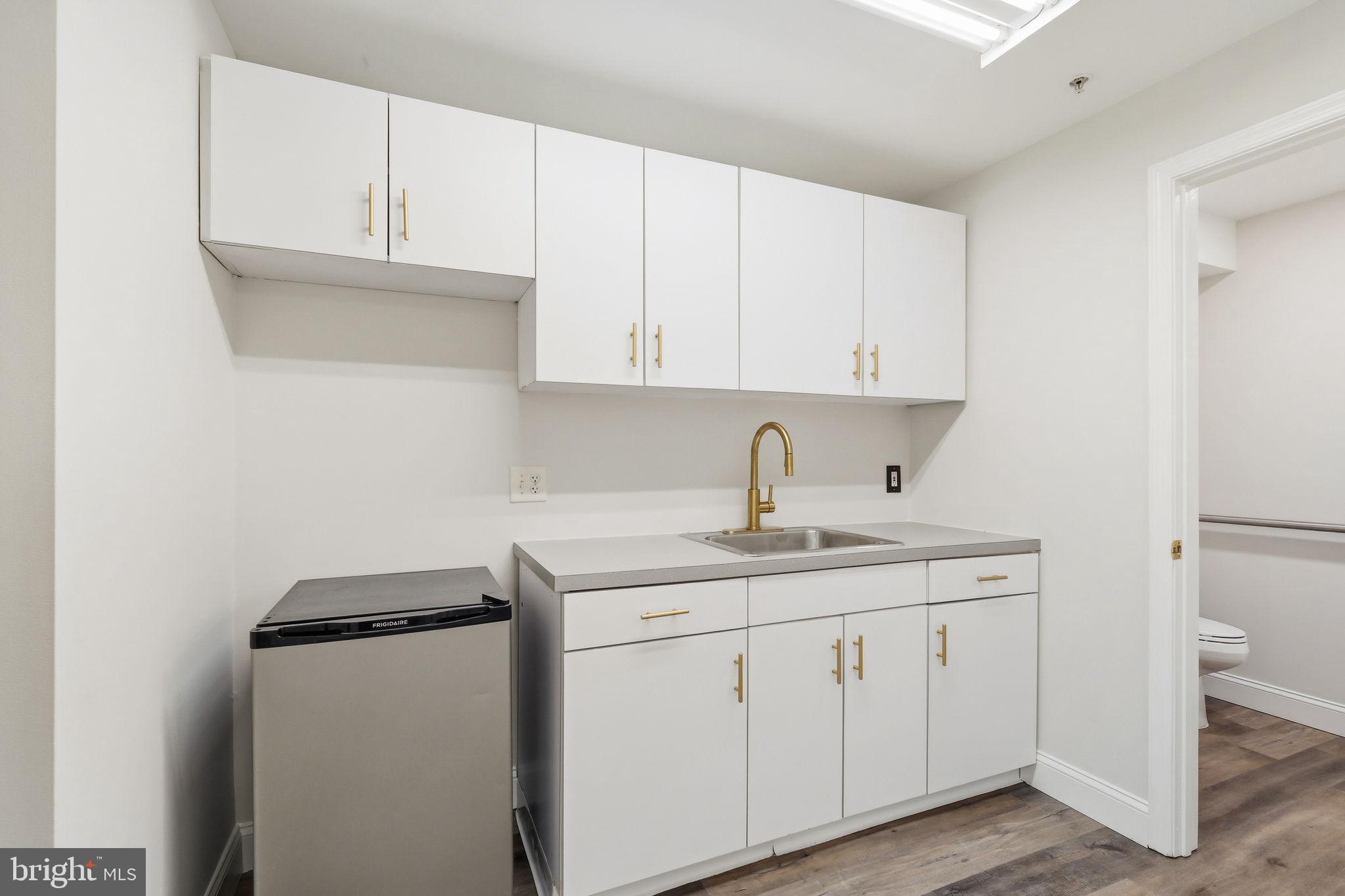 KENTLANDS MIDTOWN - Residential