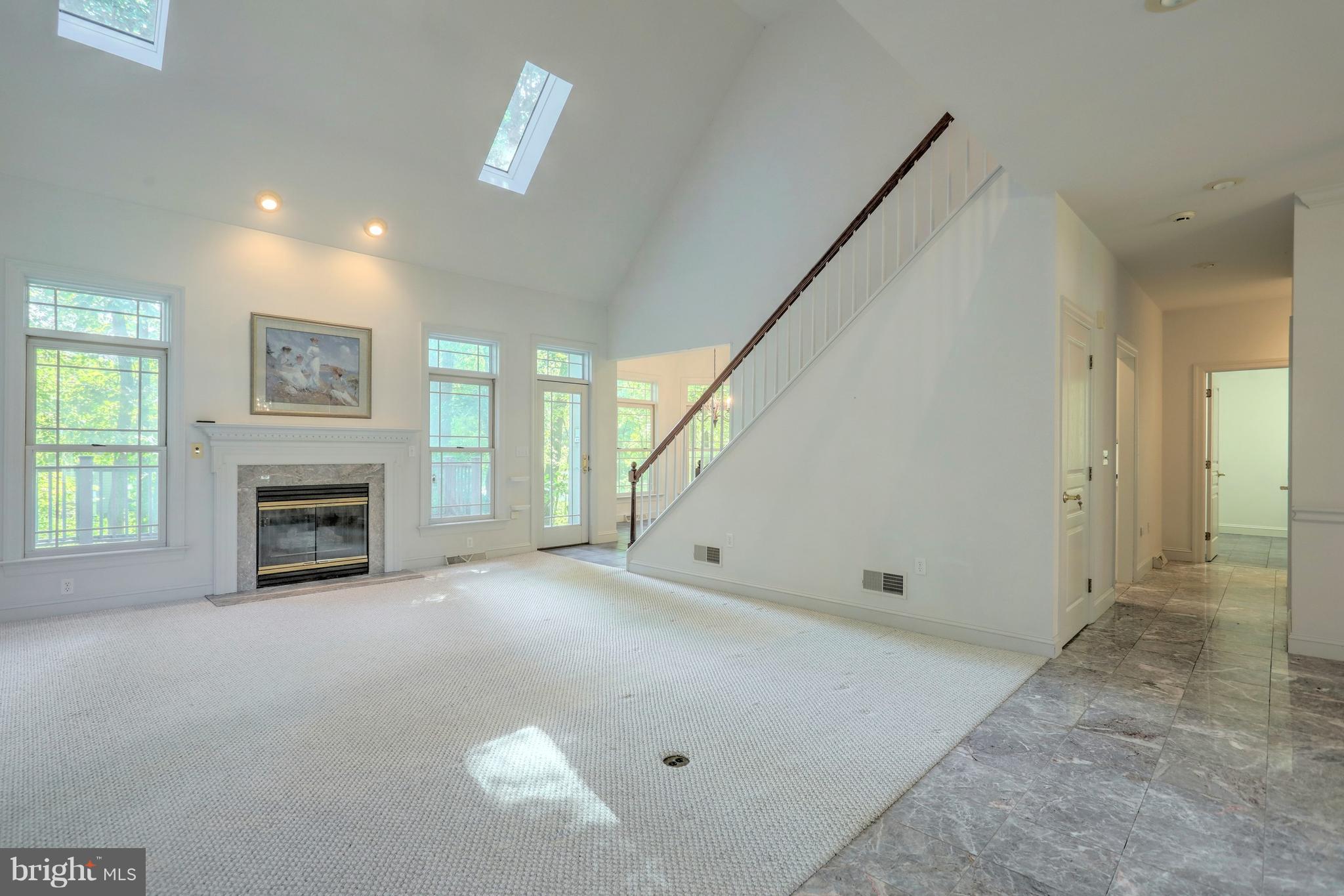 SENTRY WOODS - Residential