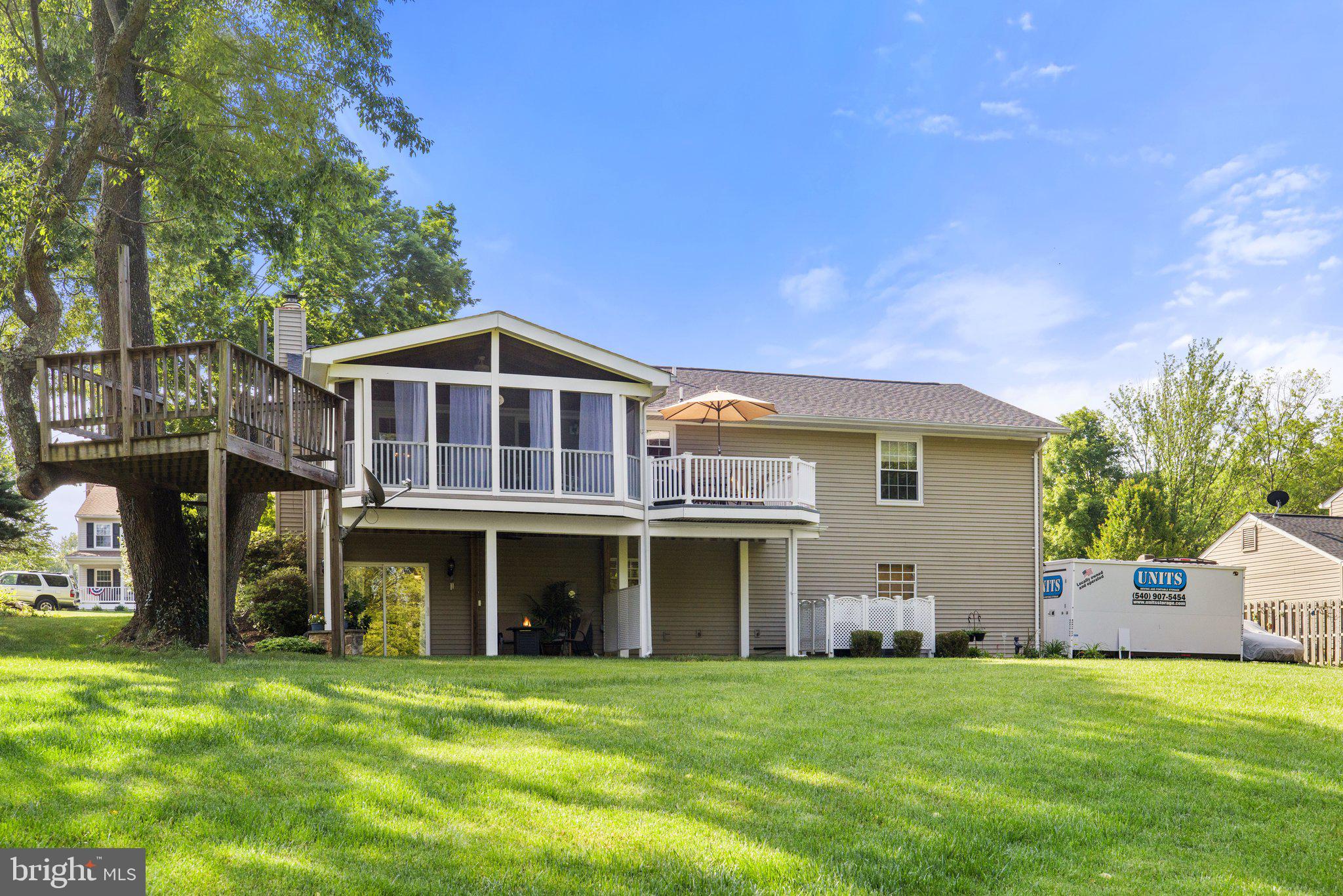 WARR LAKES - Residential