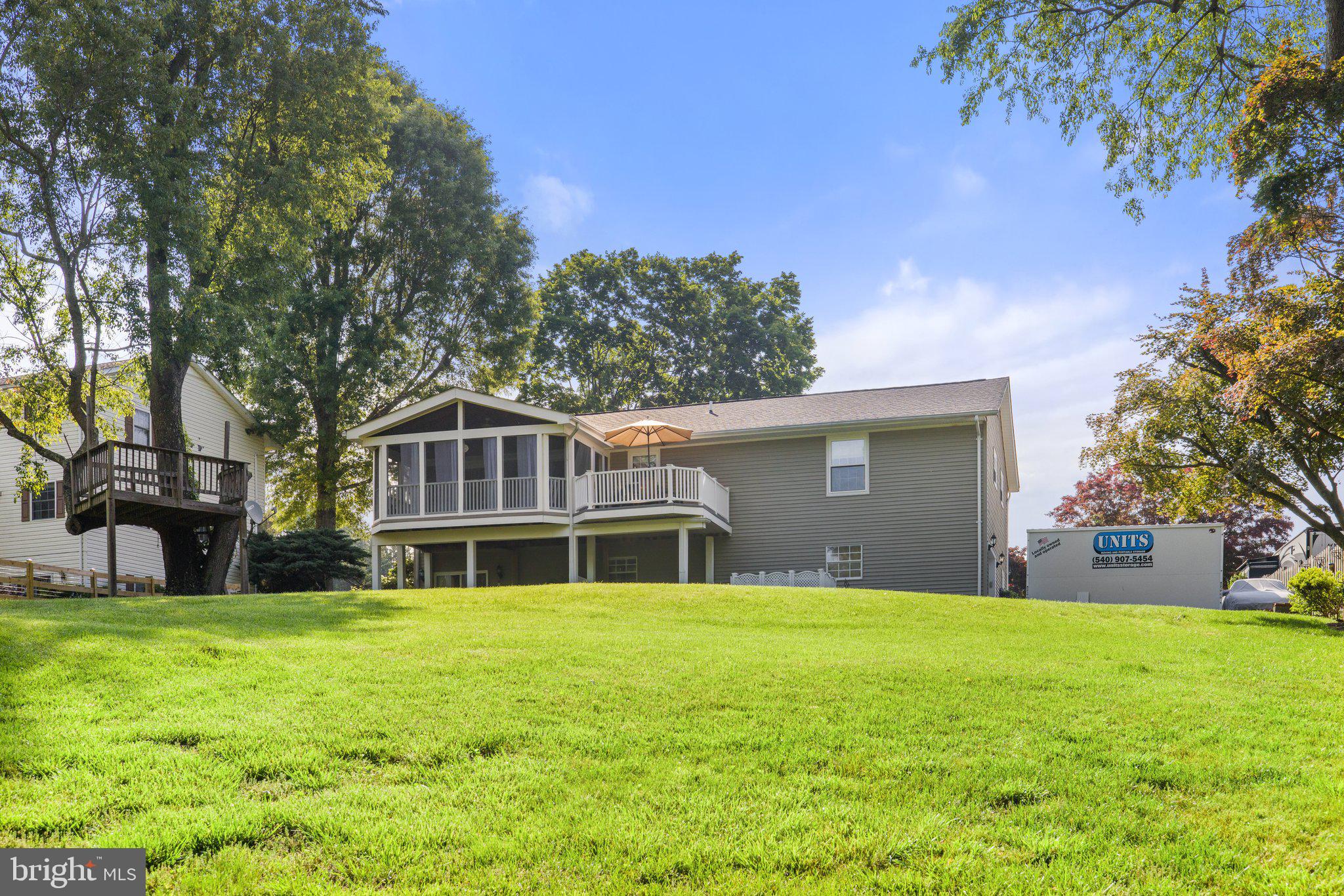 WARR LAKES - Residential
