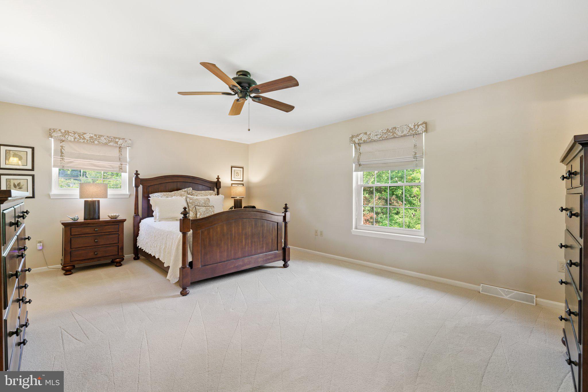 WARR LAKES - Residential