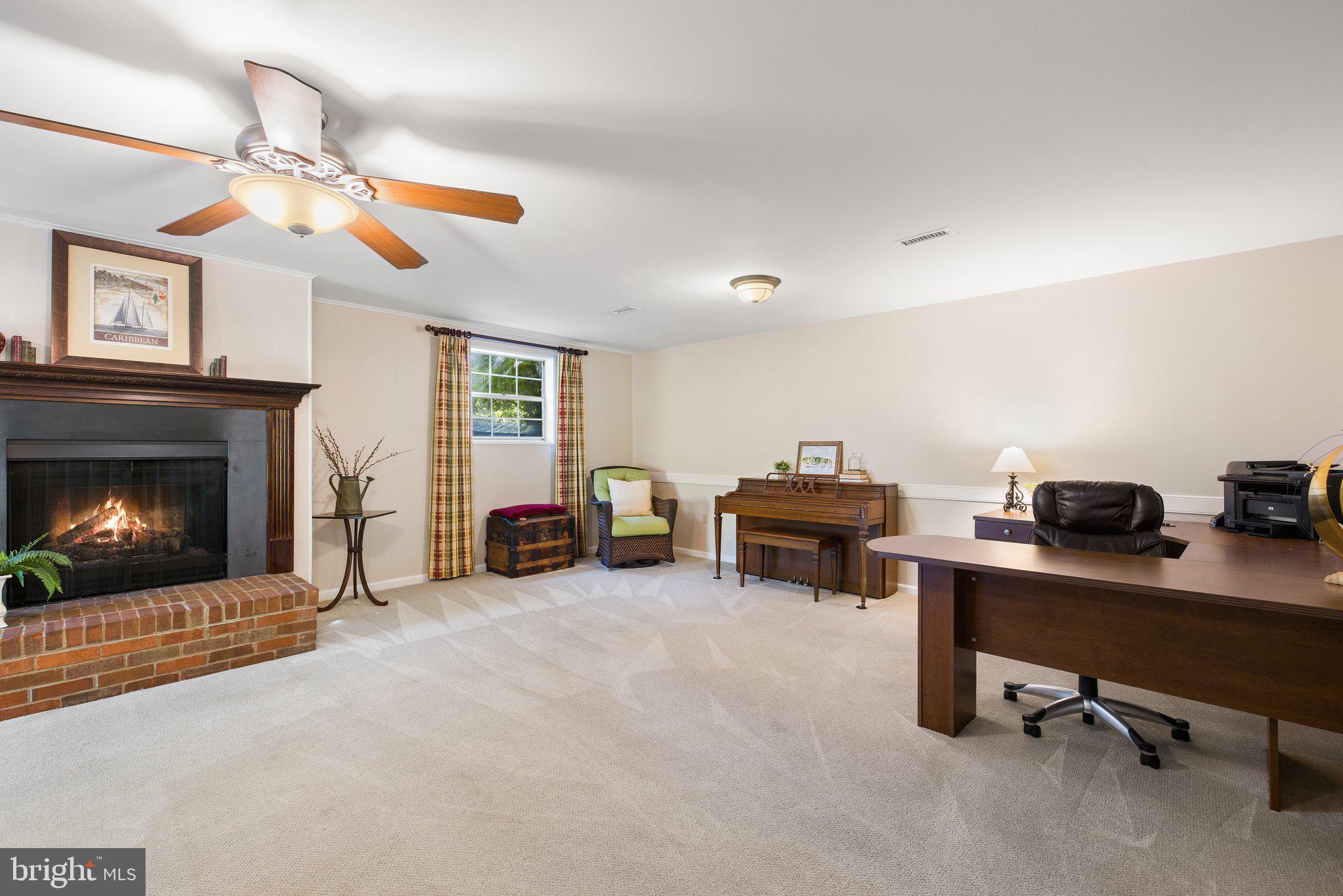 WARR LAKES - Residential