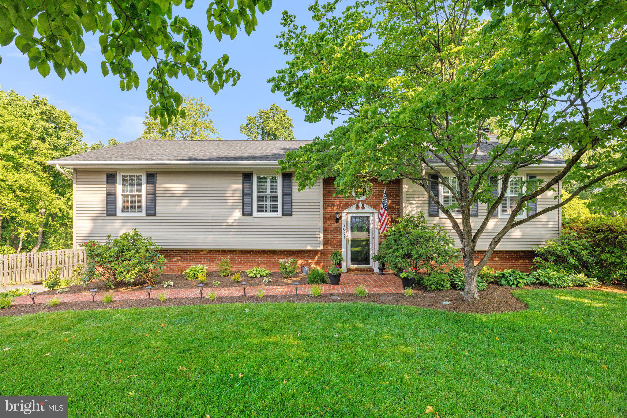 WARR LAKES - Residential