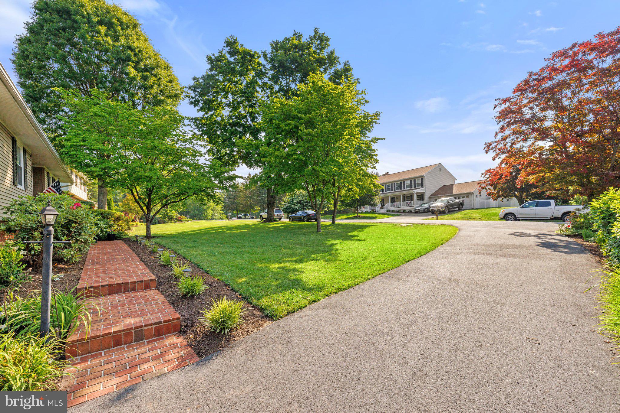 WARR LAKES - Residential