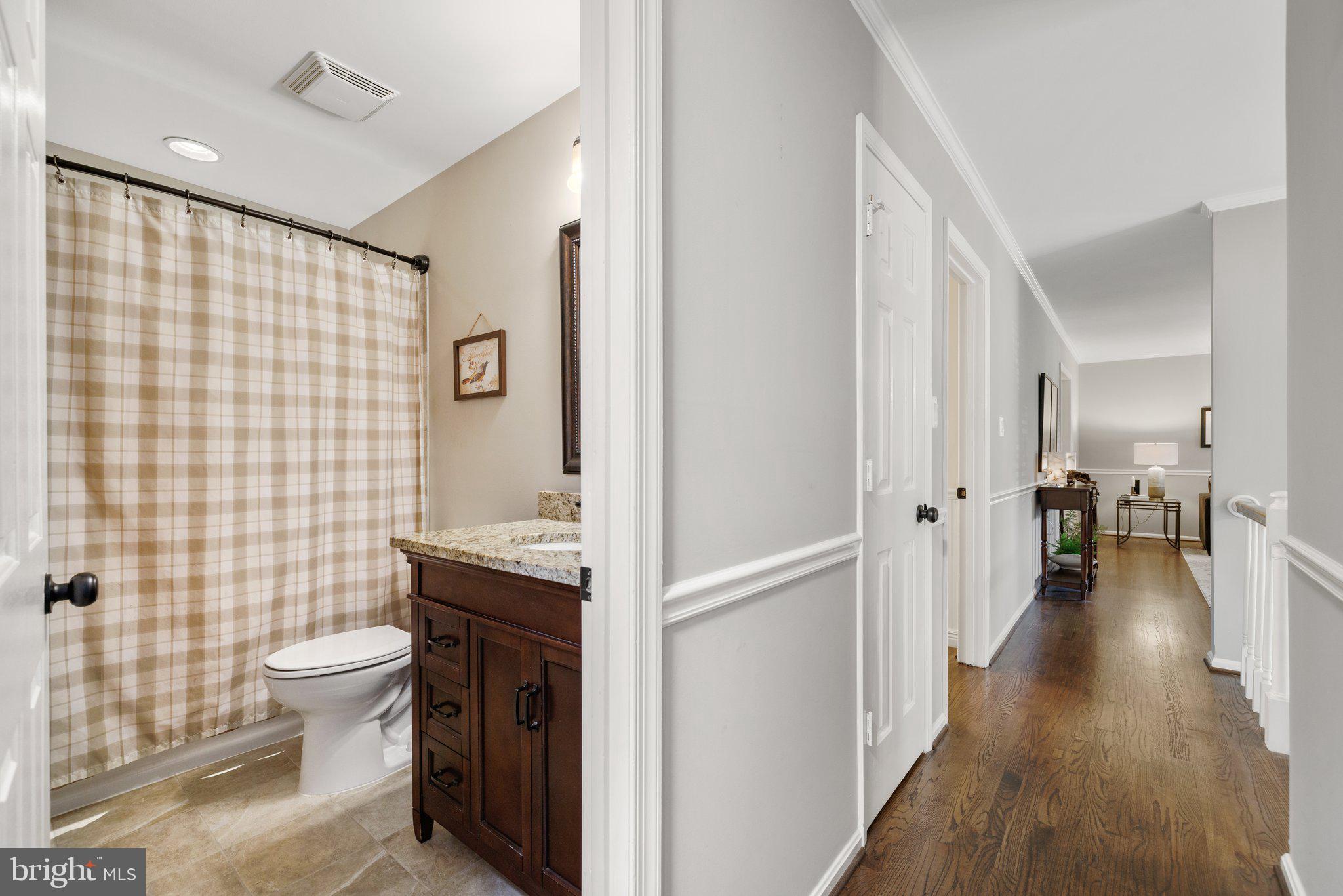 WARR LAKES - Residential