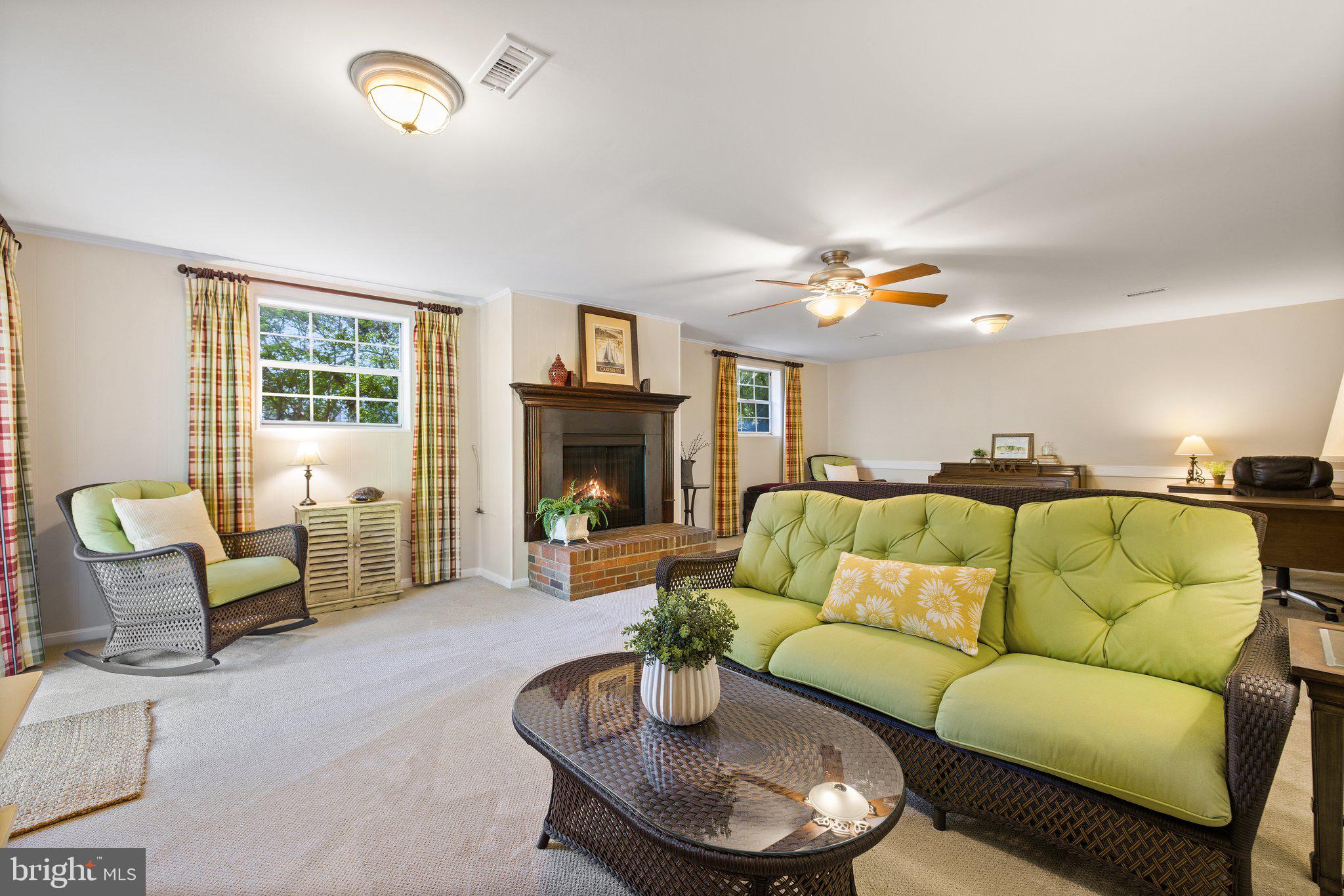 WARR LAKES - Residential