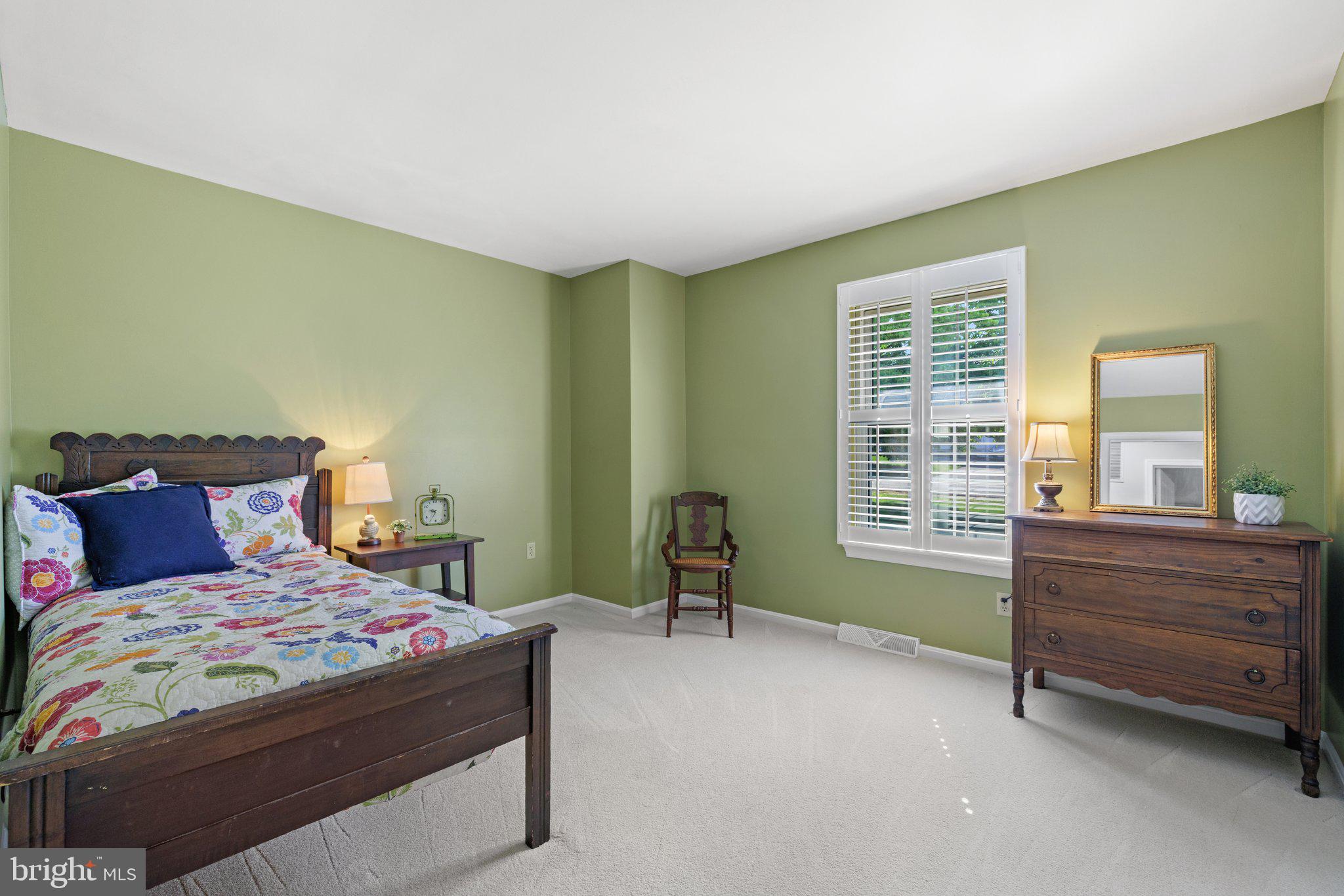WARR LAKES - Residential