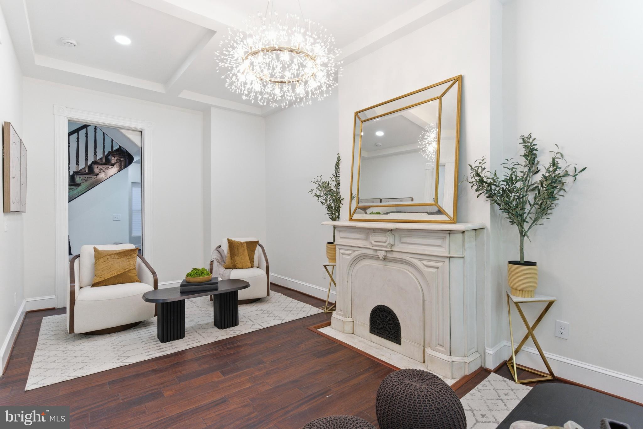 MARBLE HILL - Residential
