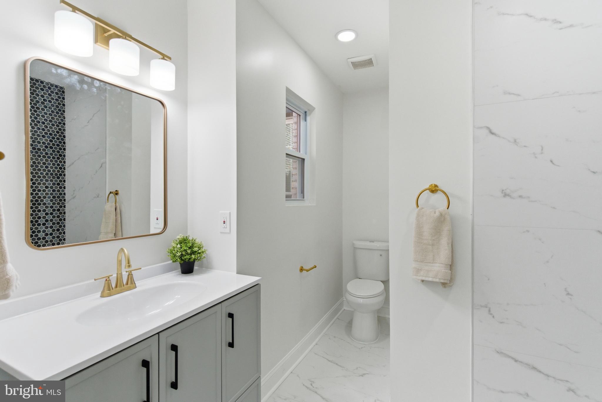 MARBLE HILL - Residential