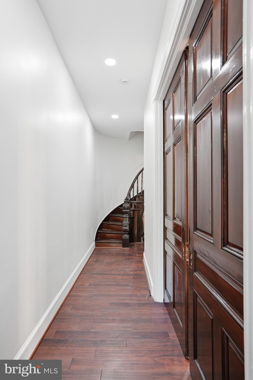 MARBLE HILL - Residential