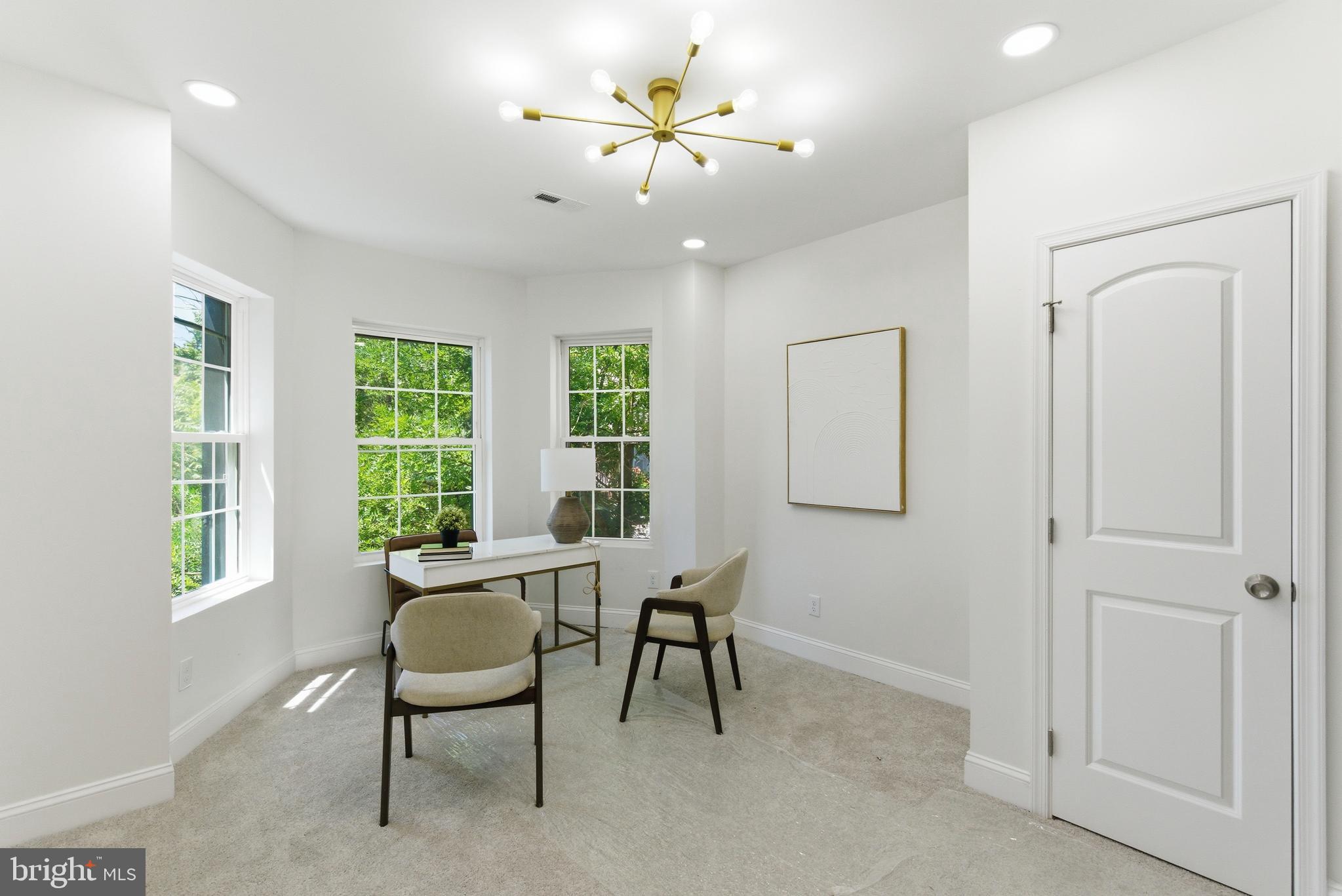 MARBLE HILL - Residential