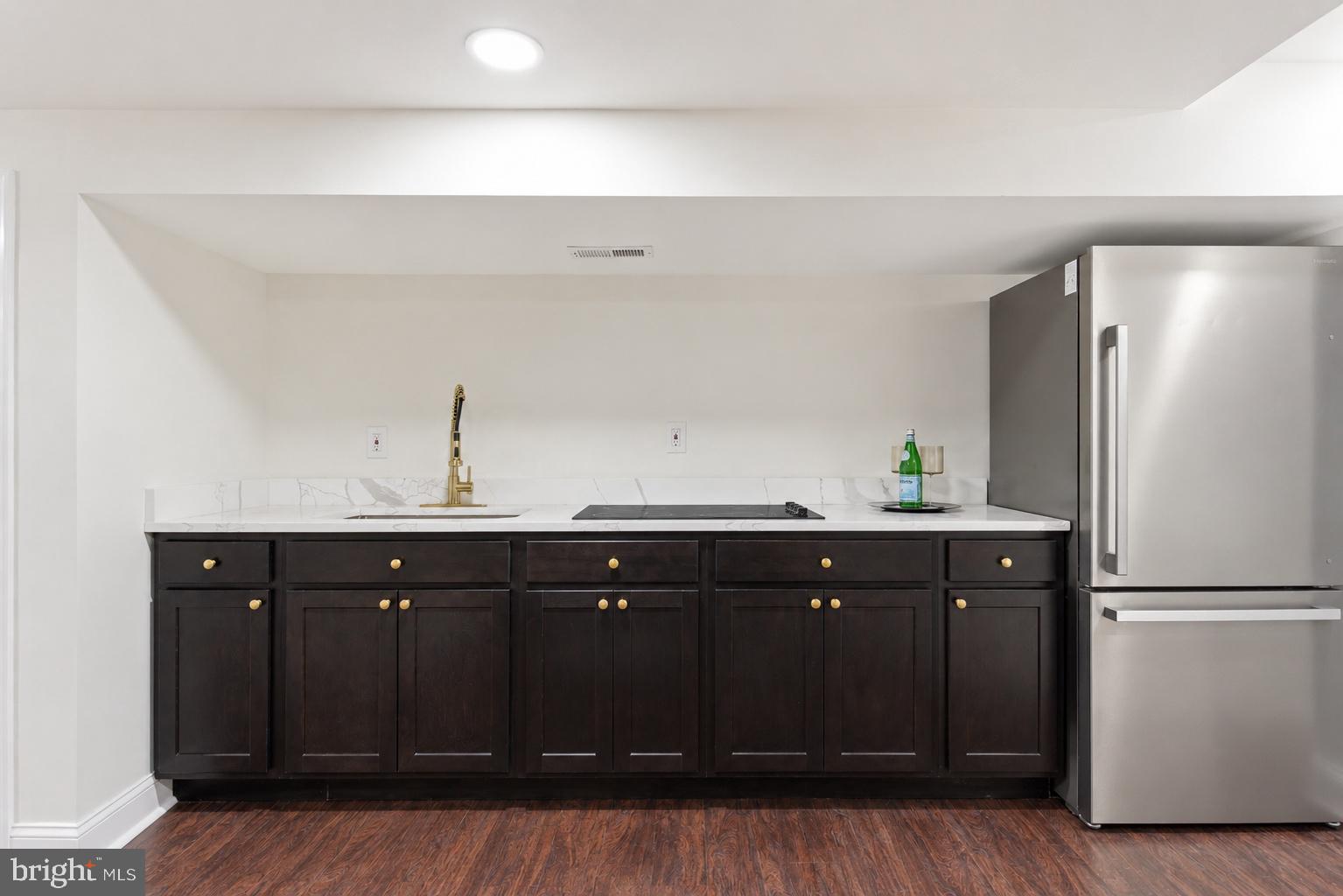 MARBLE HILL - Residential