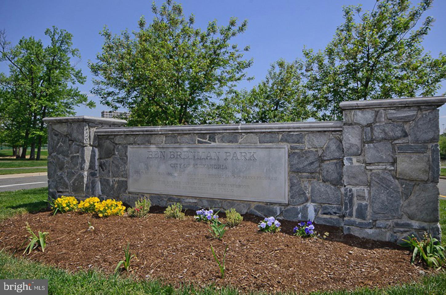 CAMERON STATION - Residential Lease