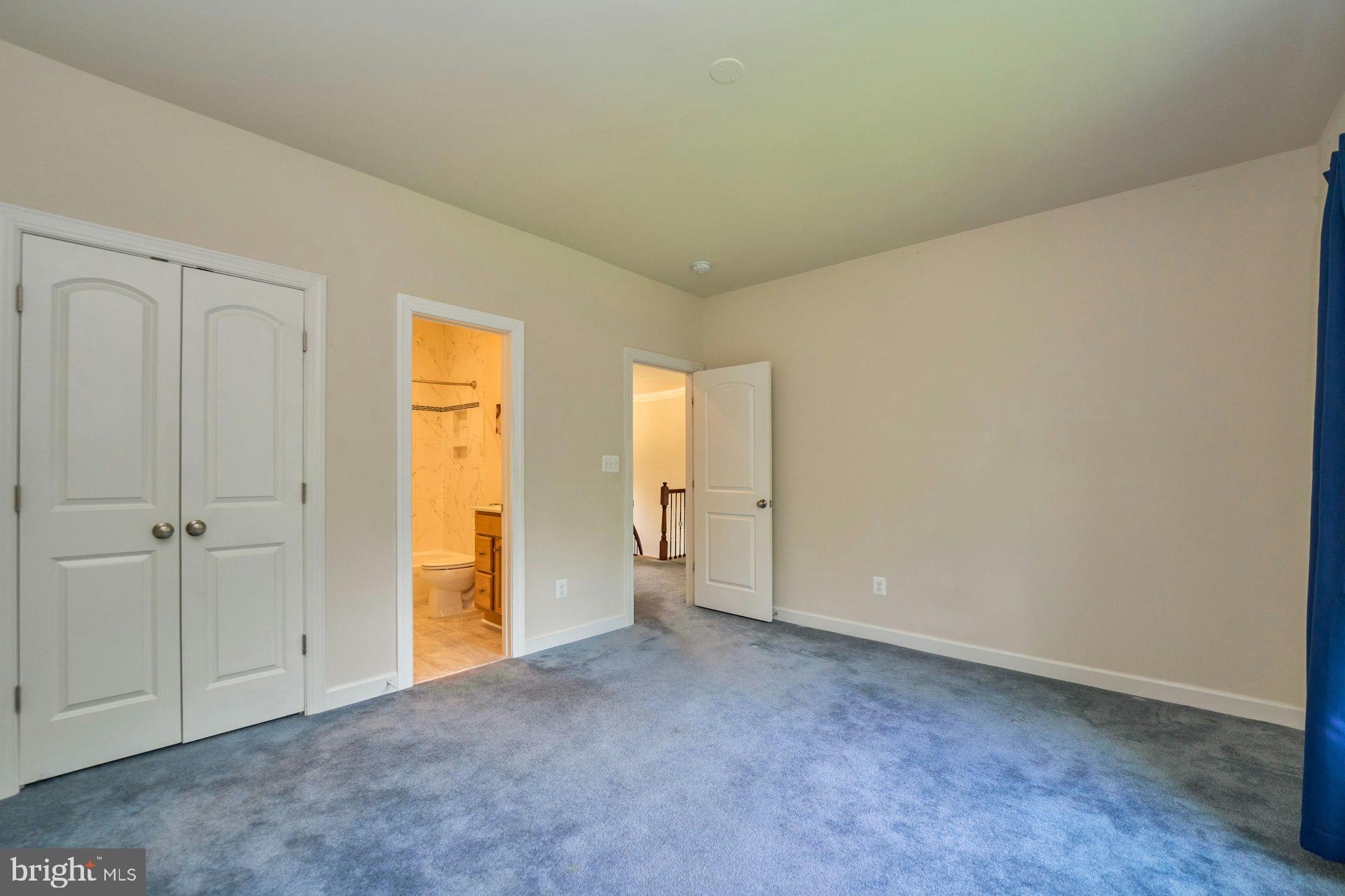 LOCKMEADE - Residential