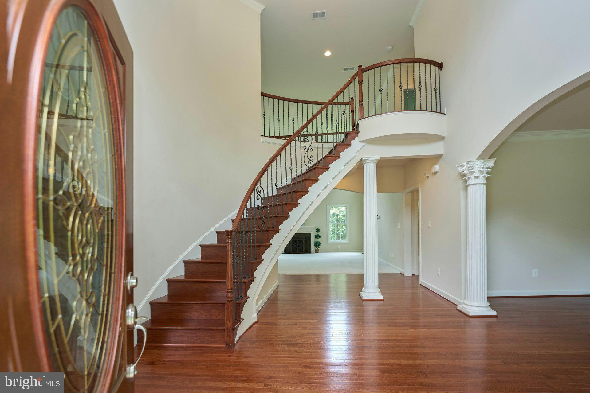 LOCKMEADE - Residential