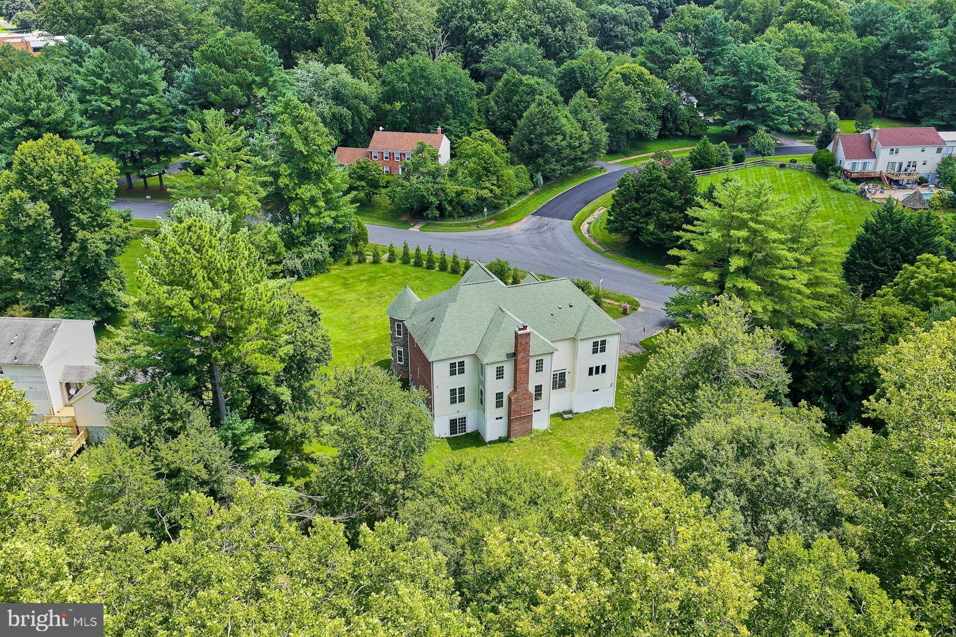 LOCKMEADE - Residential