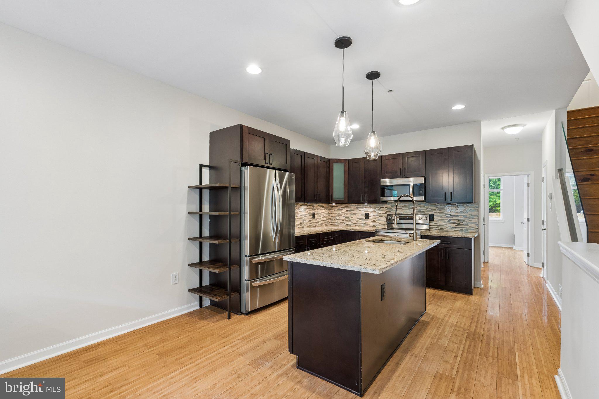 WEST POPLAR - Residential