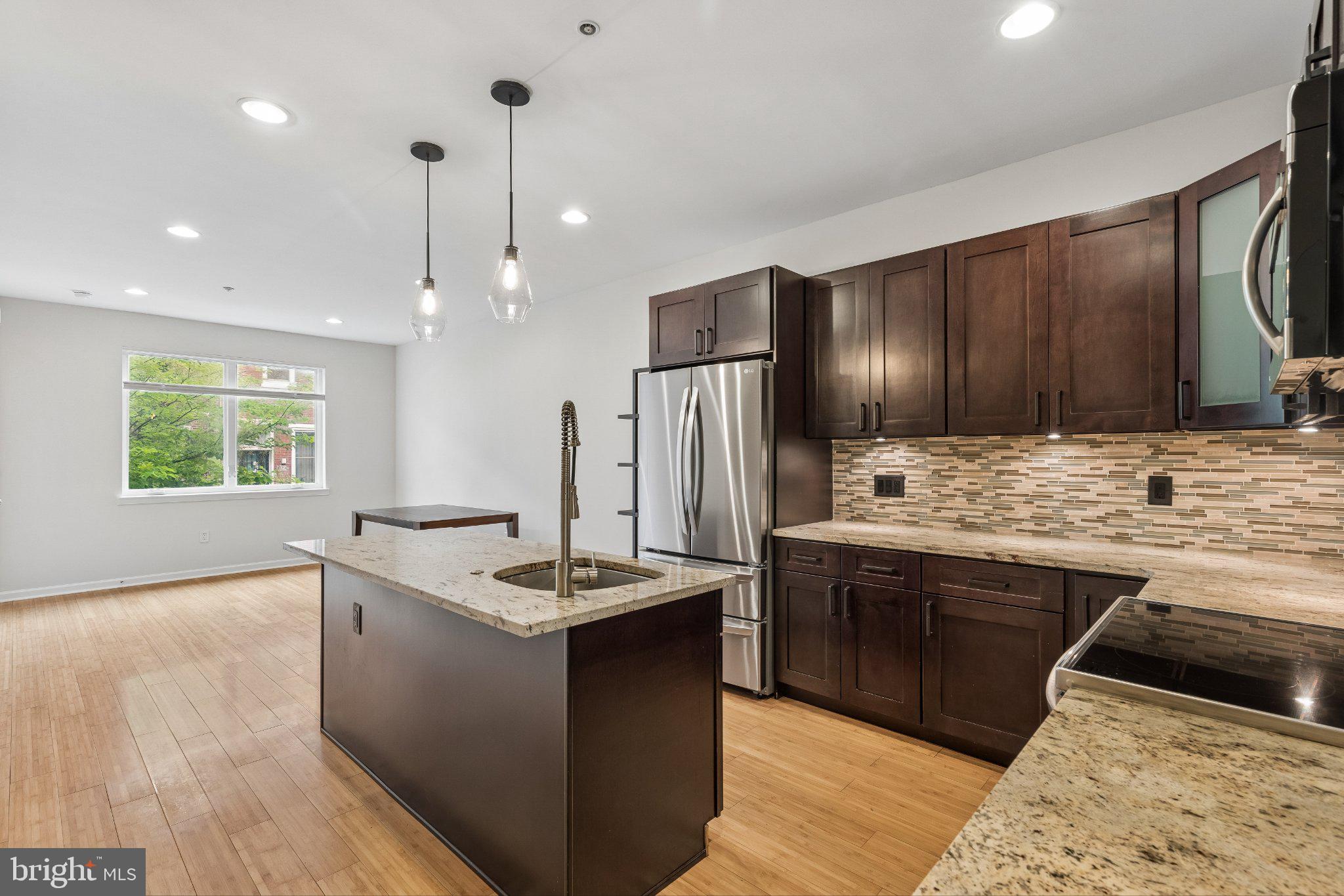 WEST POPLAR - Residential