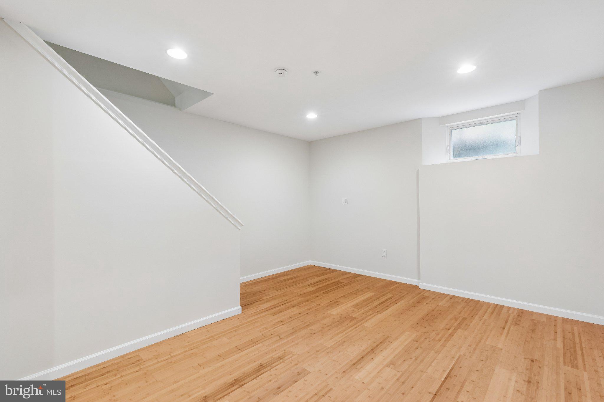 WEST POPLAR - Residential
