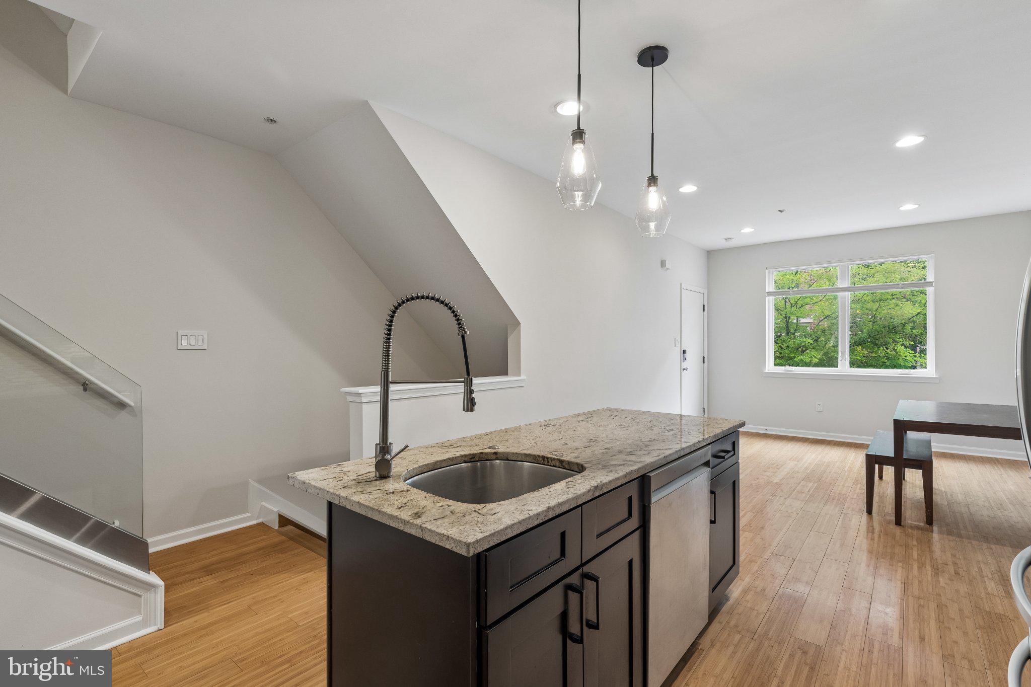 WEST POPLAR - Residential