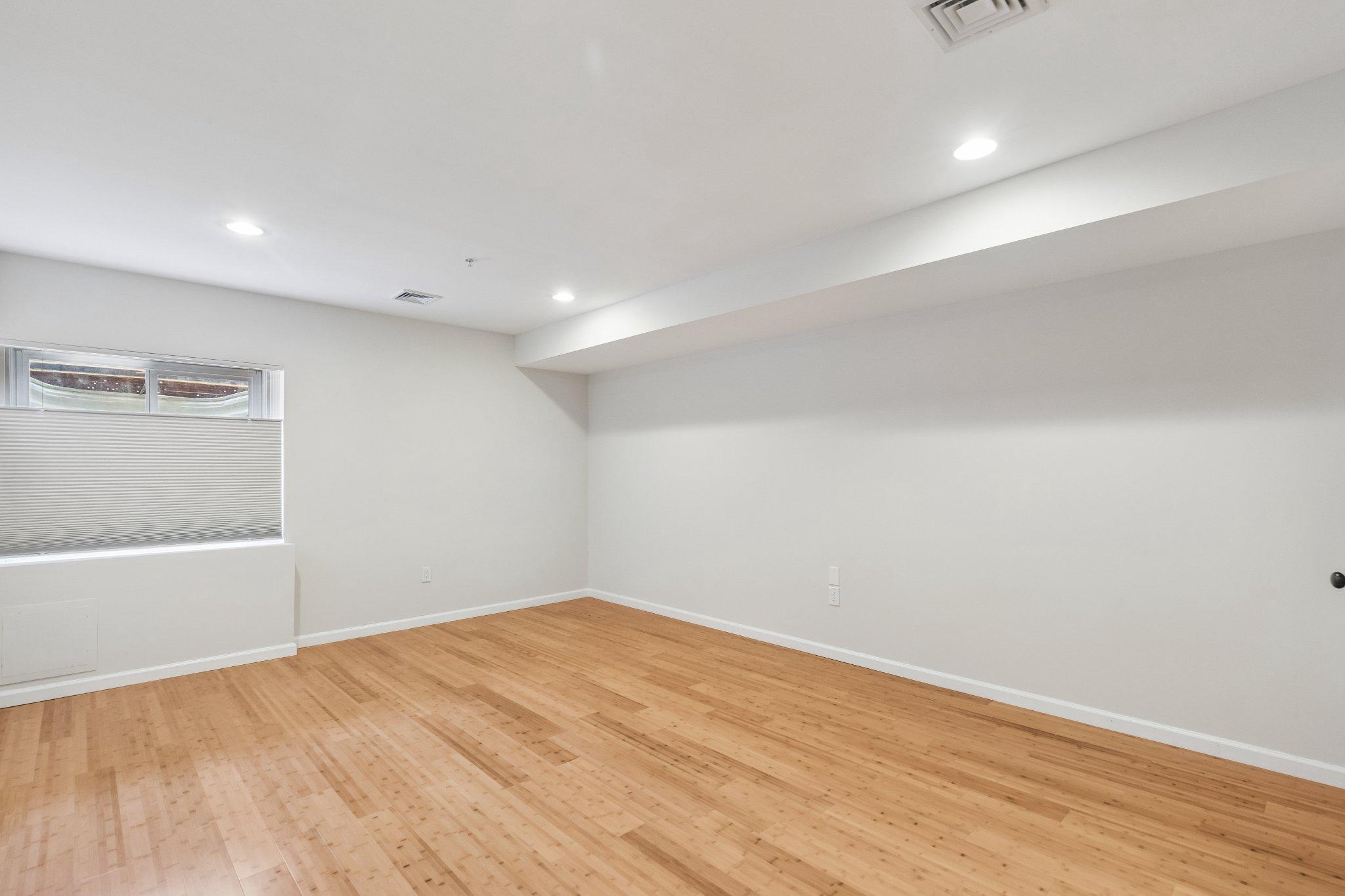WEST POPLAR - Residential