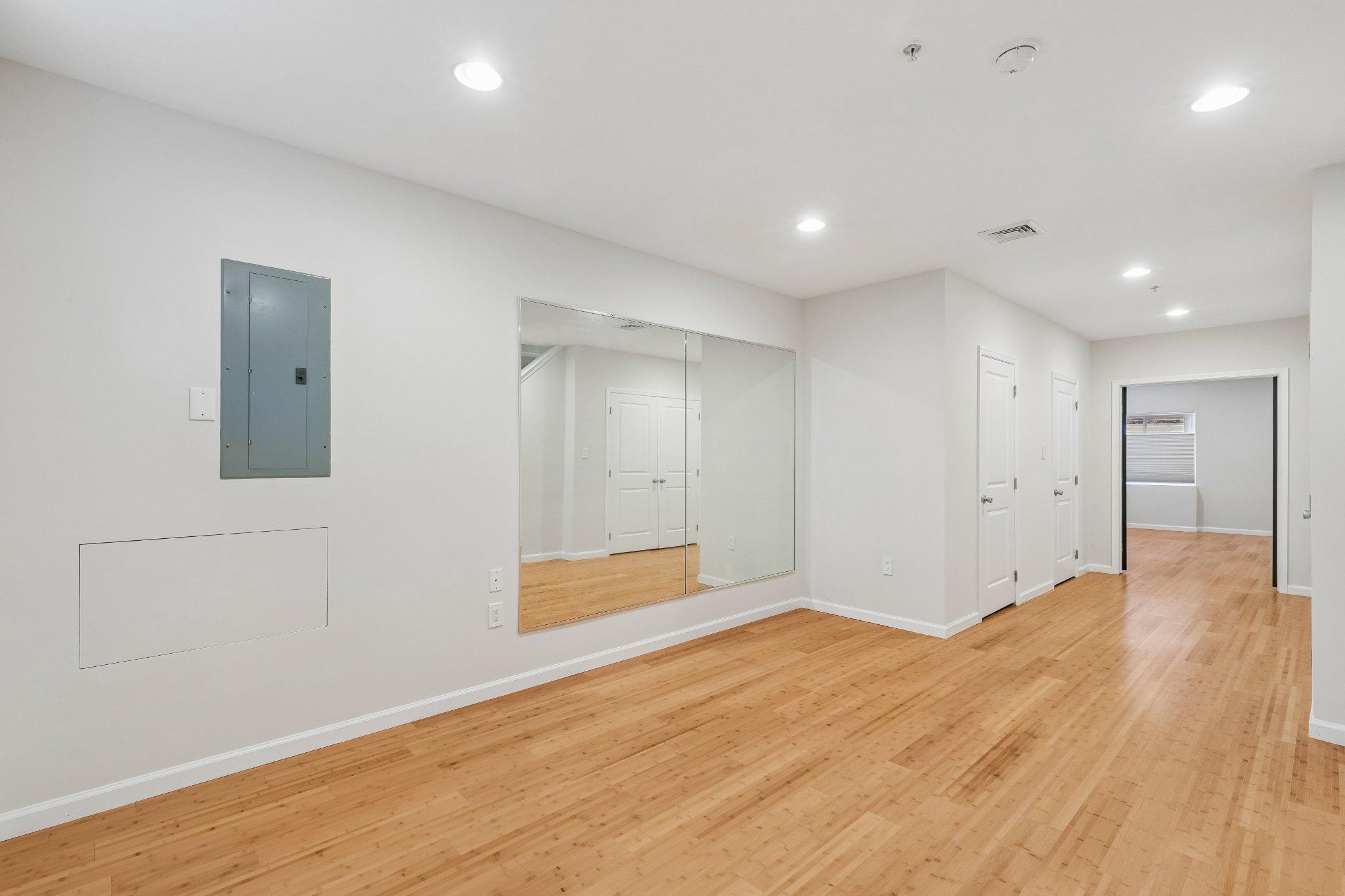WEST POPLAR - Residential