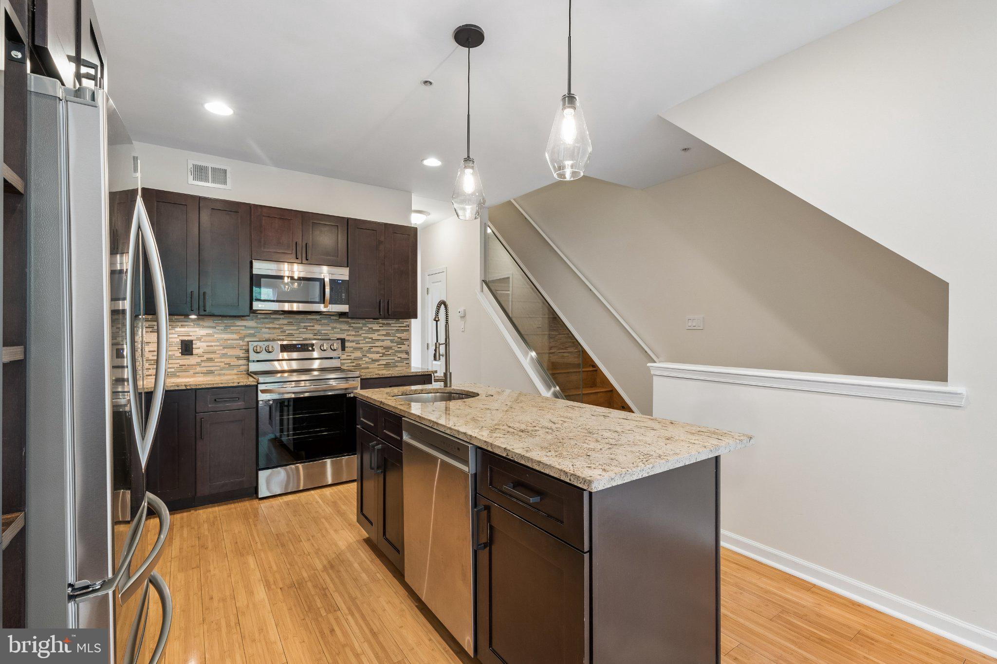WEST POPLAR - Residential