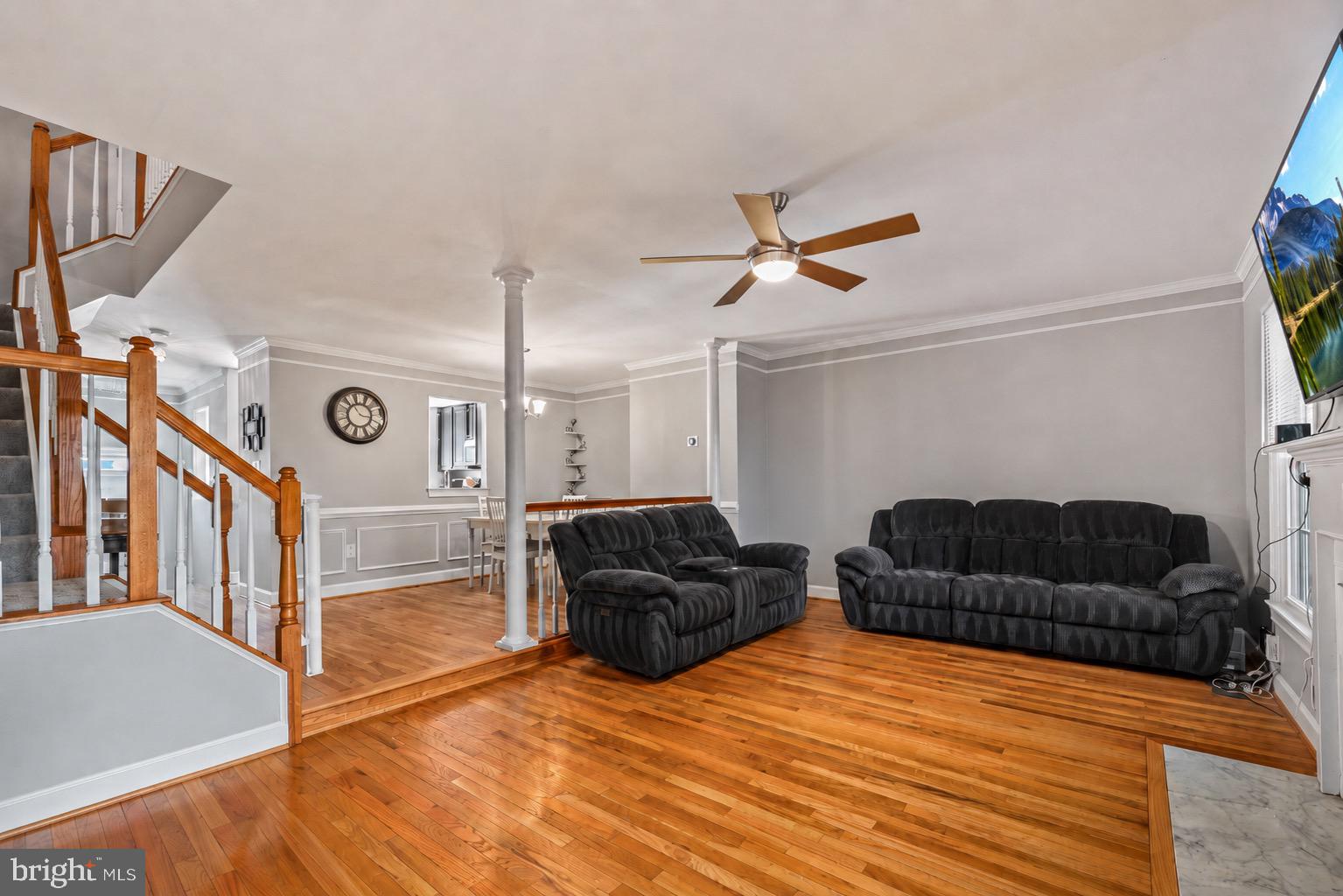OVERLOOK POINTE - Residential