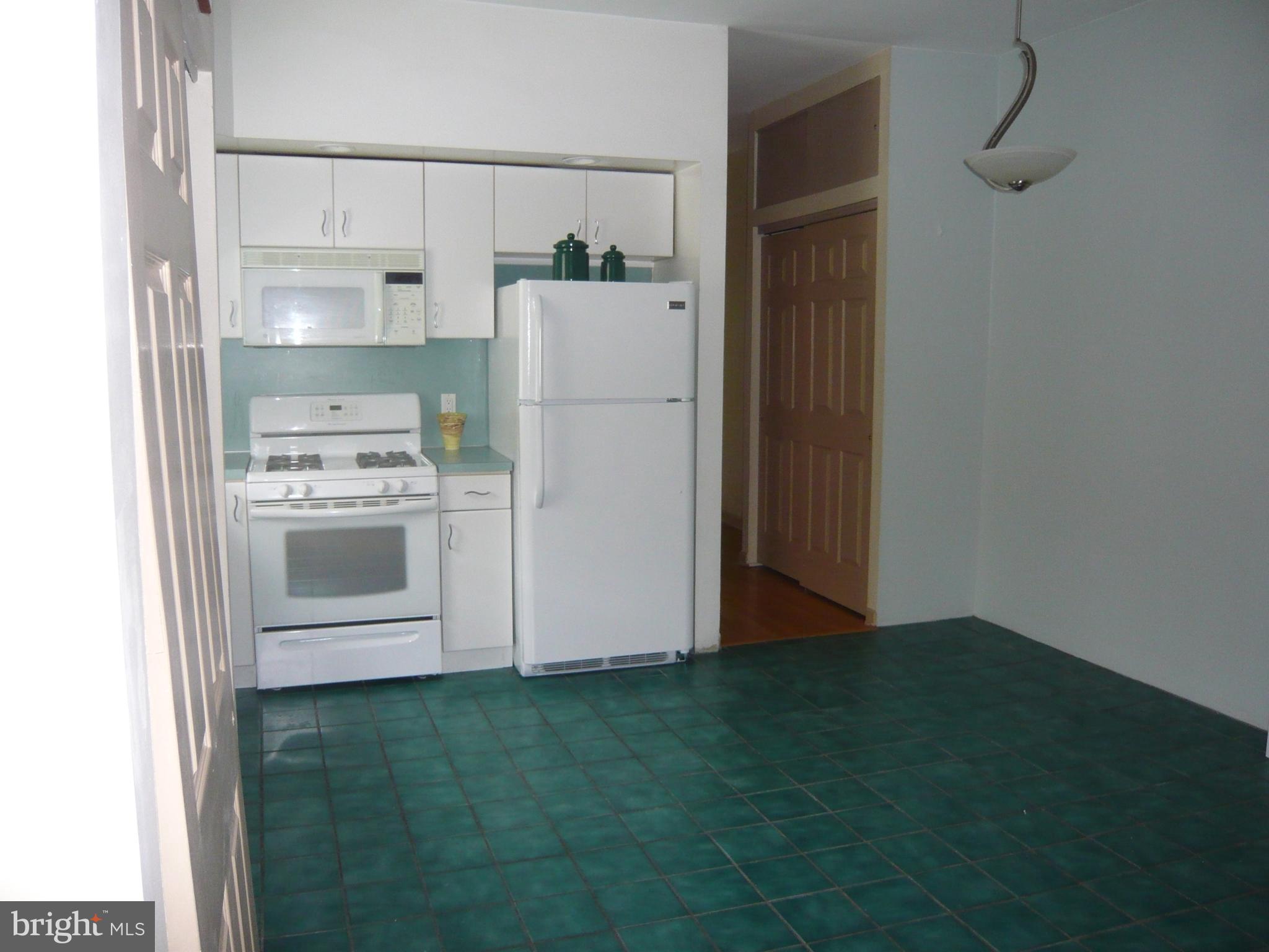 EAST PASSYUNK CROSSING - Residential Income