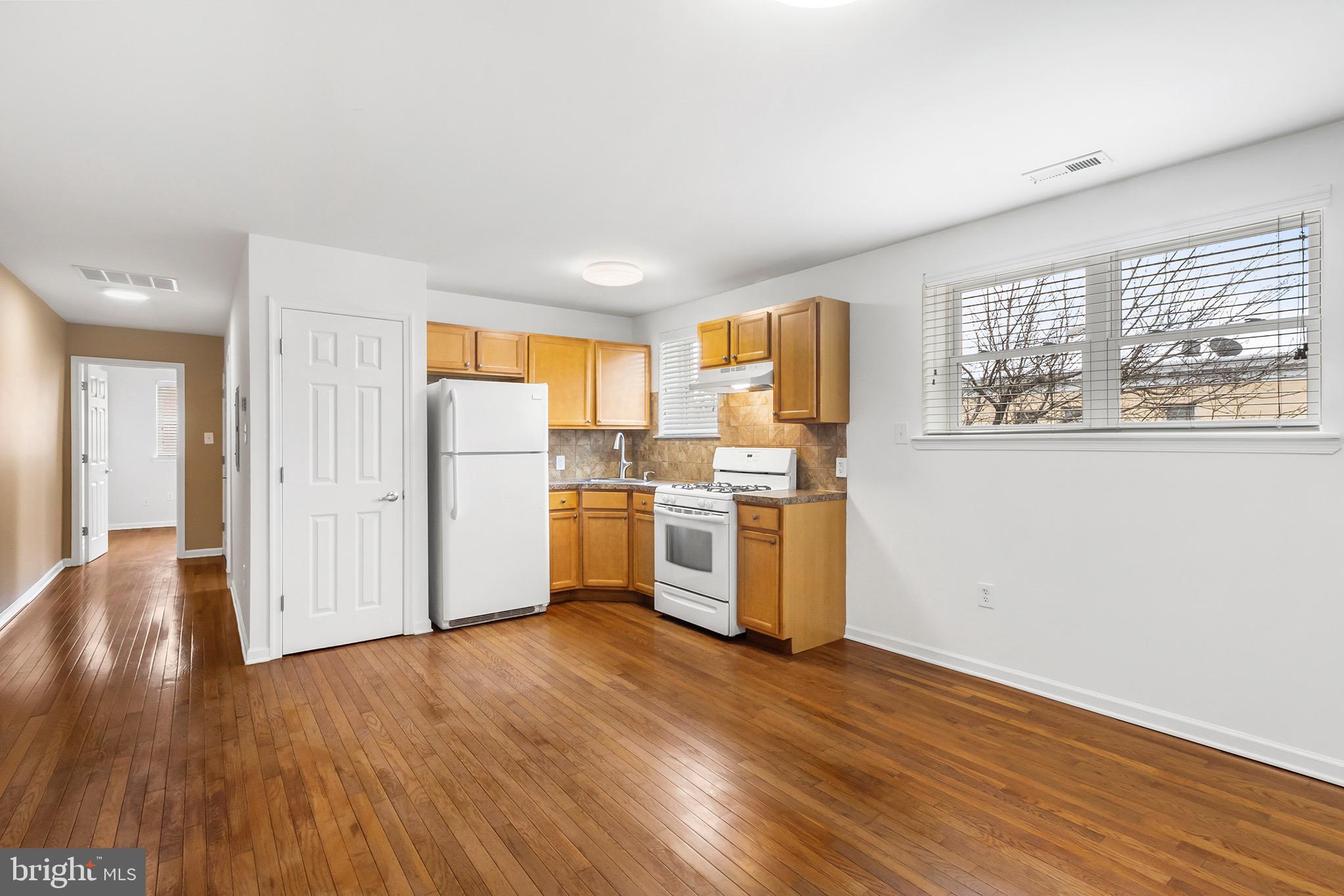 PHILADELPHIA (SOUTH) - Residential Income