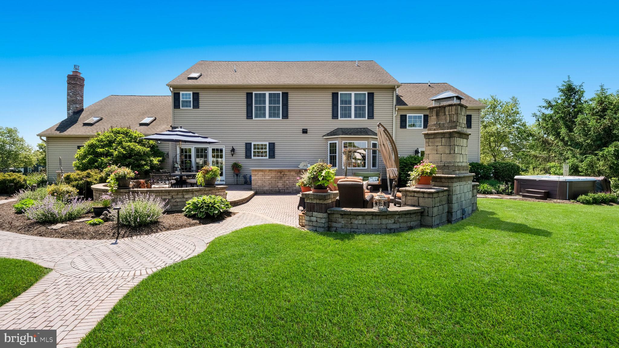 FOX HUNT ESTS - Residential