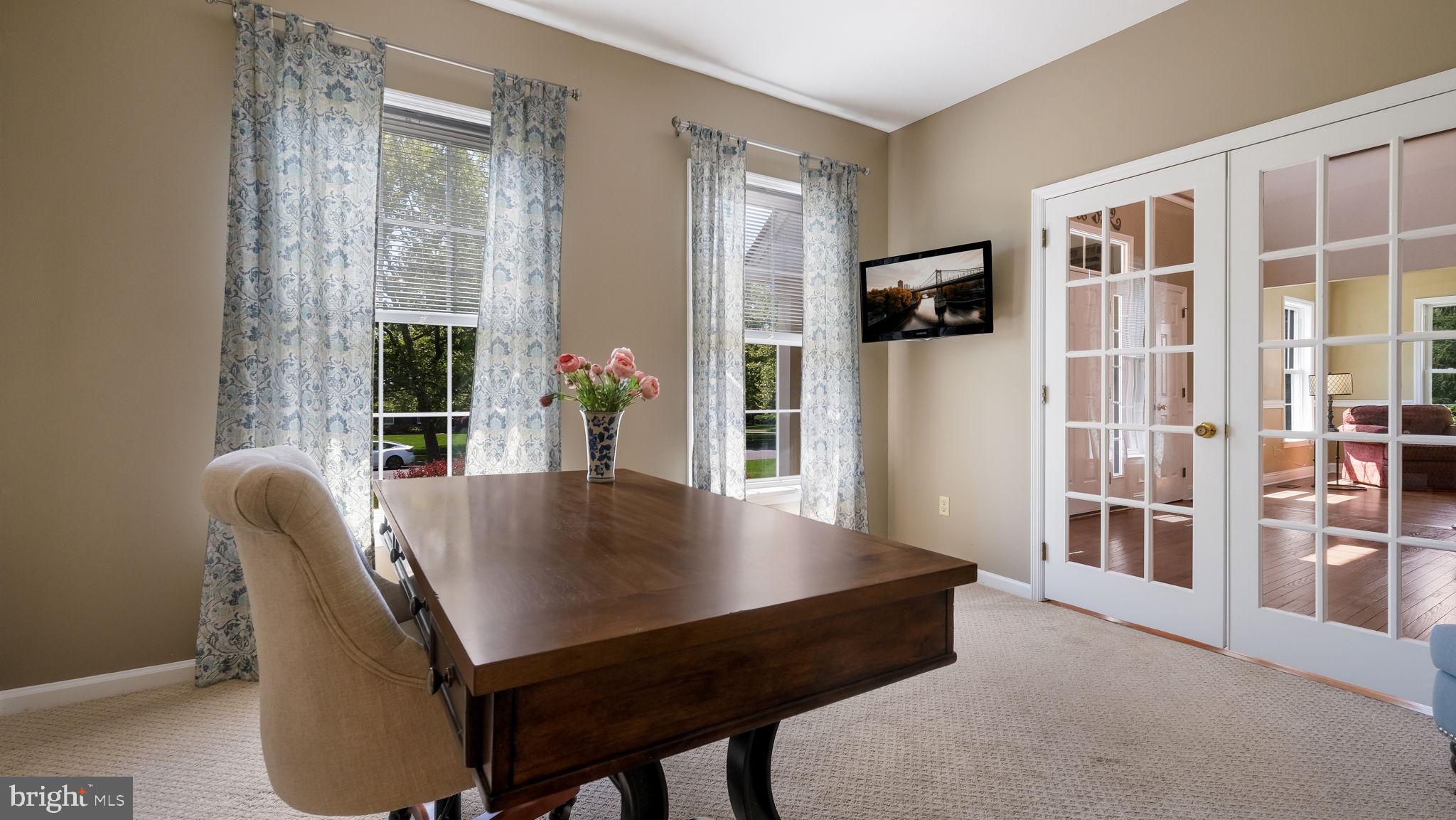 FOX HUNT ESTS - Residential
