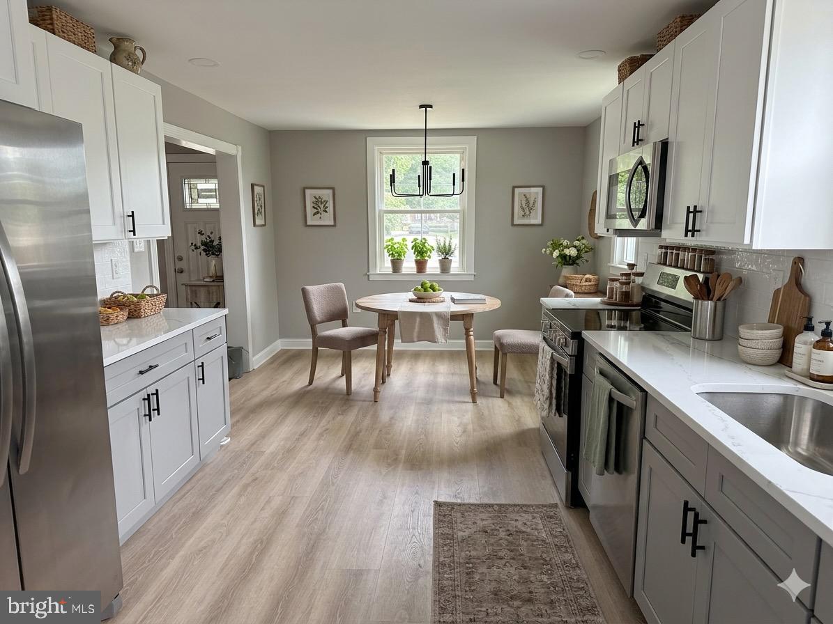 COLLINS PARK - Residential