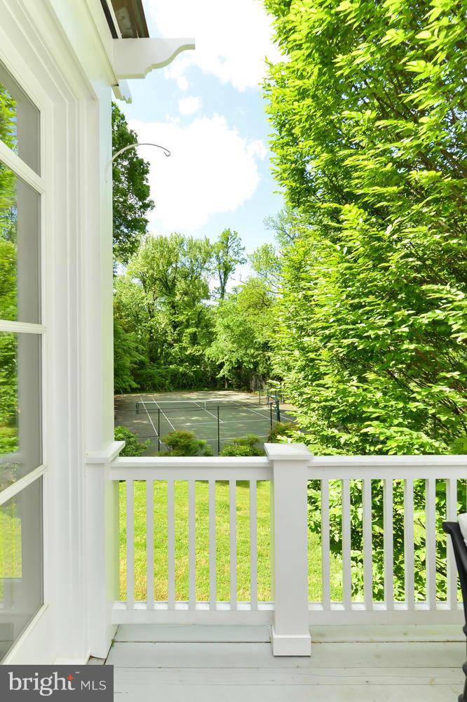 COLLEGE PARK - Residential