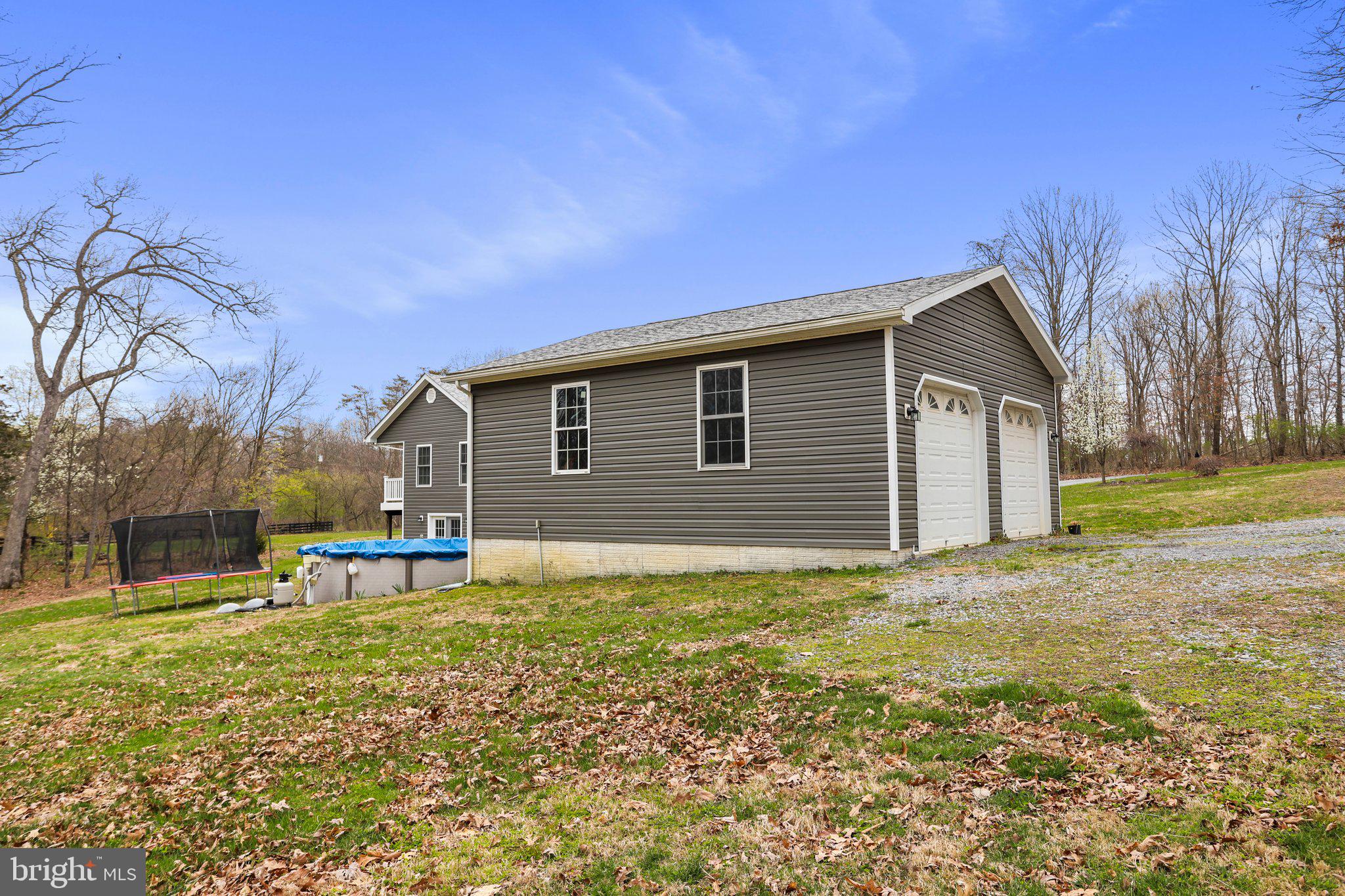 PINE RIDGE - Residential