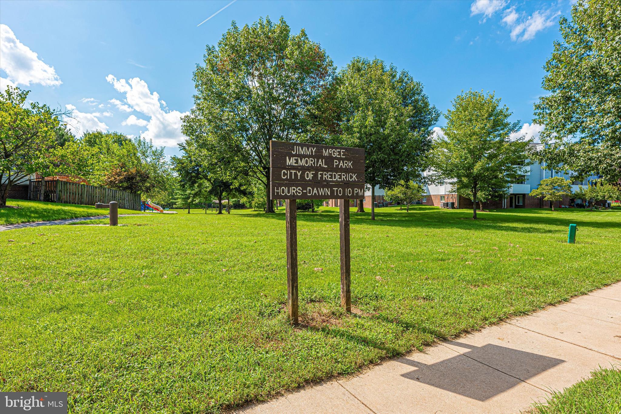 AVONDALE CONDOMINIUM - Residential