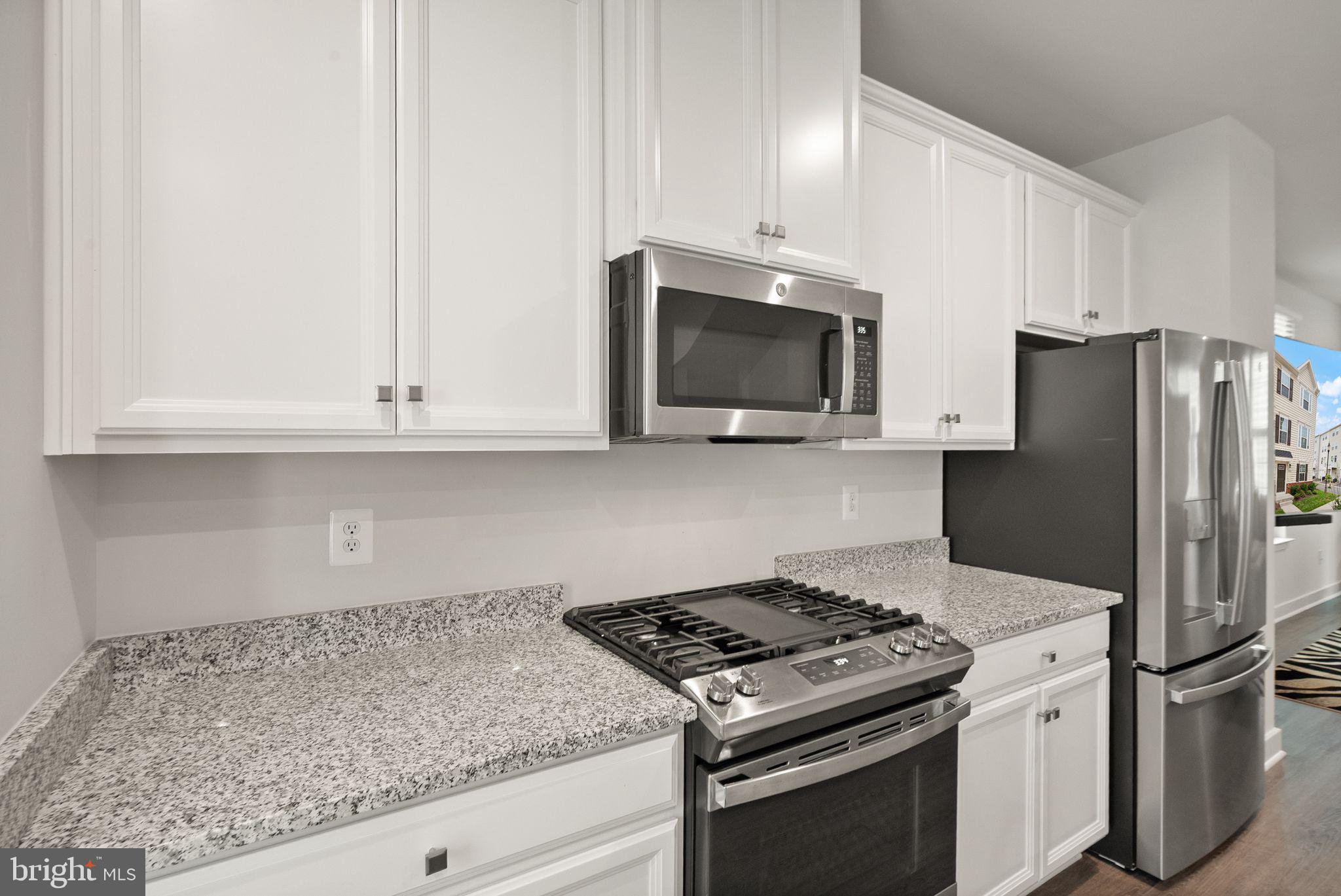 ARCOLA TOWN CENTER - Residential