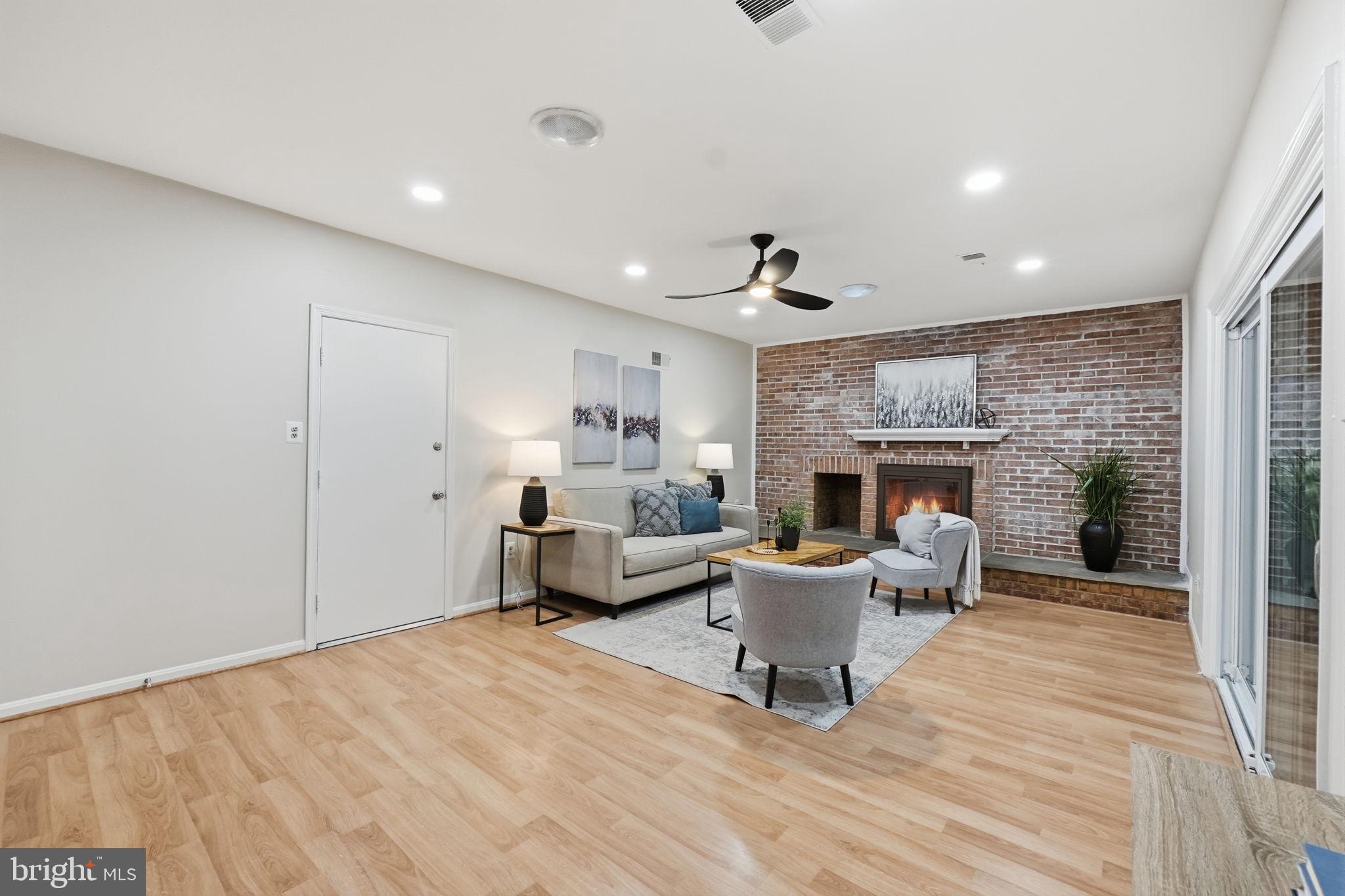 BURKE CENTRE - Residential