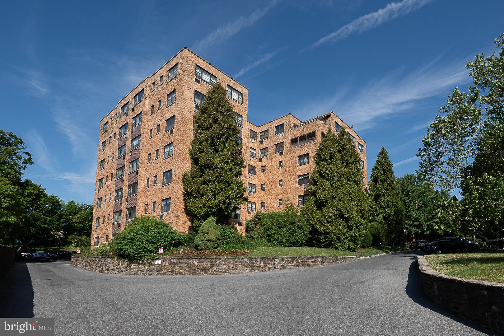 LATCHS LANE - Residential