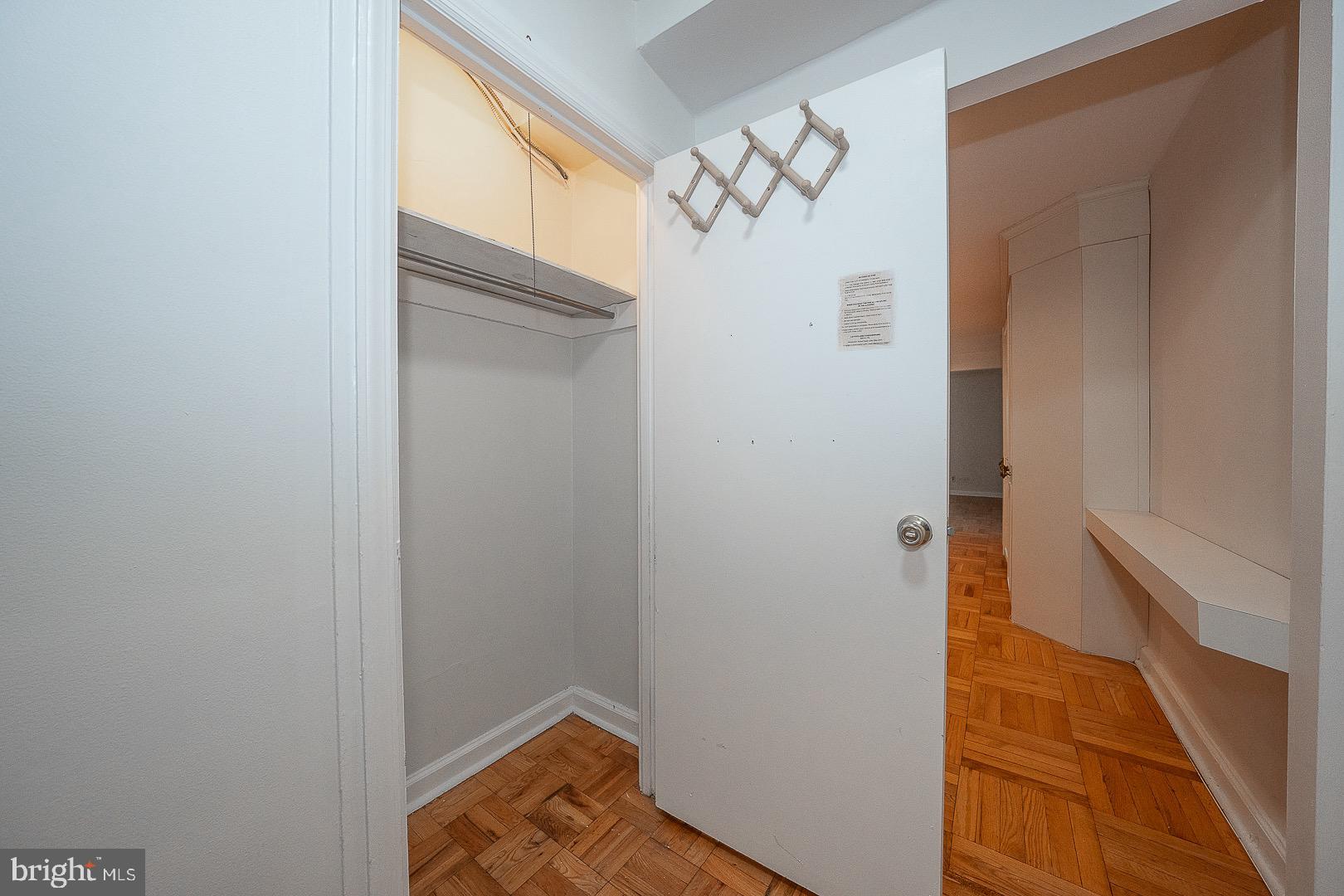 LATCHS LANE - Residential