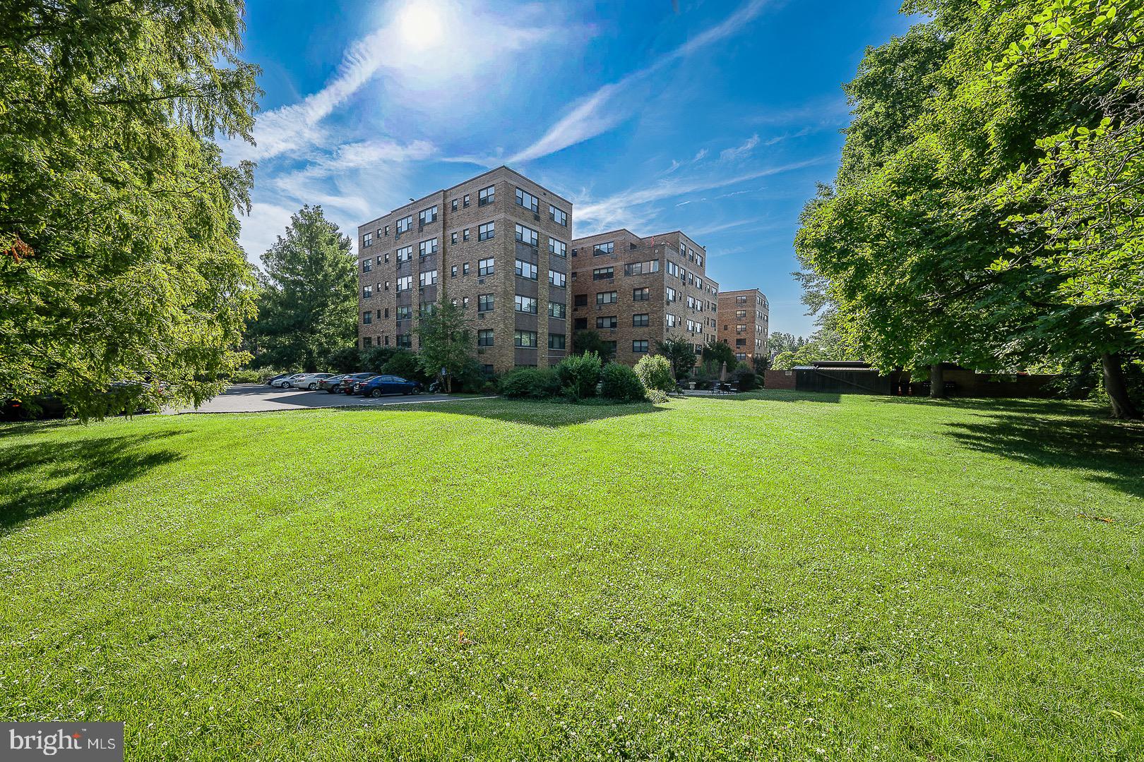 LATCHS LANE - Residential
