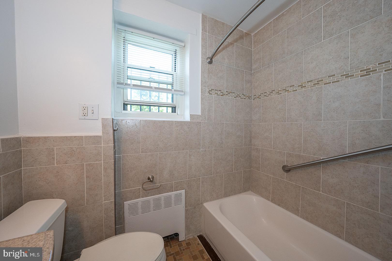 LATCHS LANE - Residential