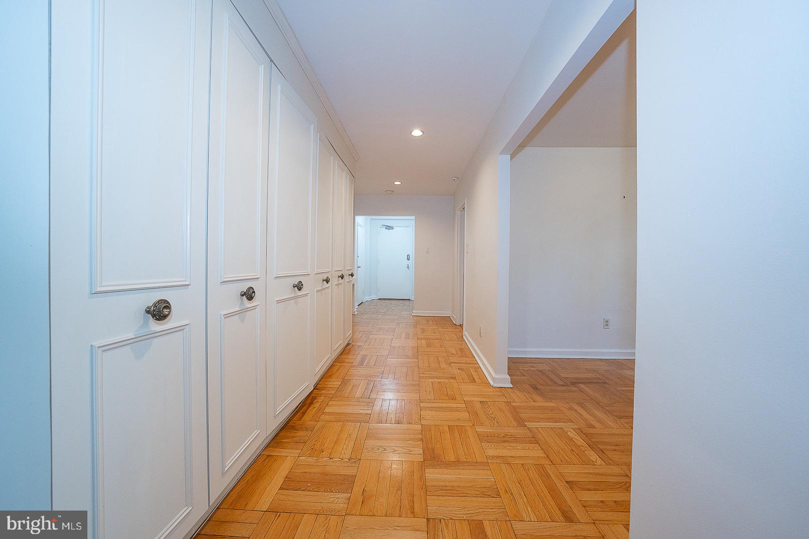 LATCHS LANE - Residential