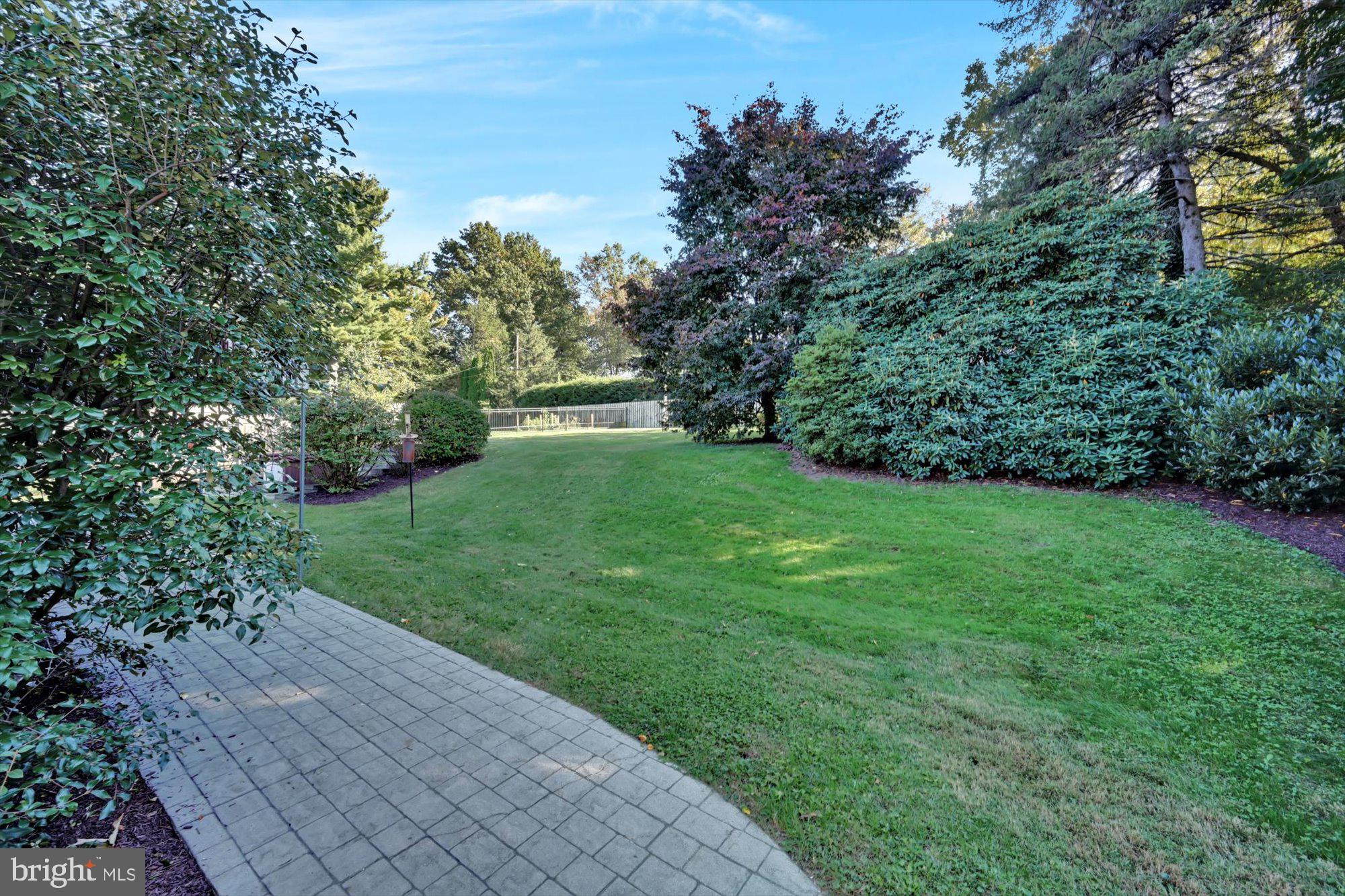 BLOSSOM HILL - Residential