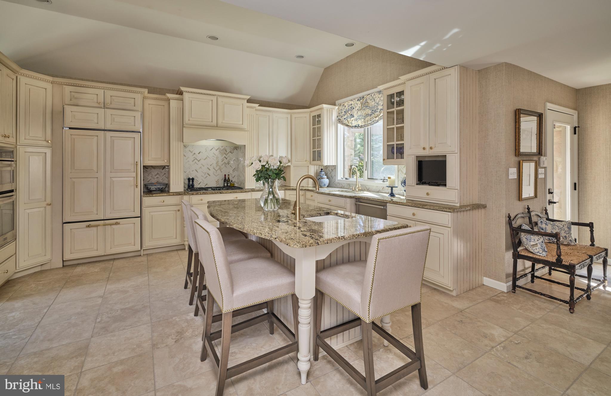 EDGEWOOD PARK - Residential